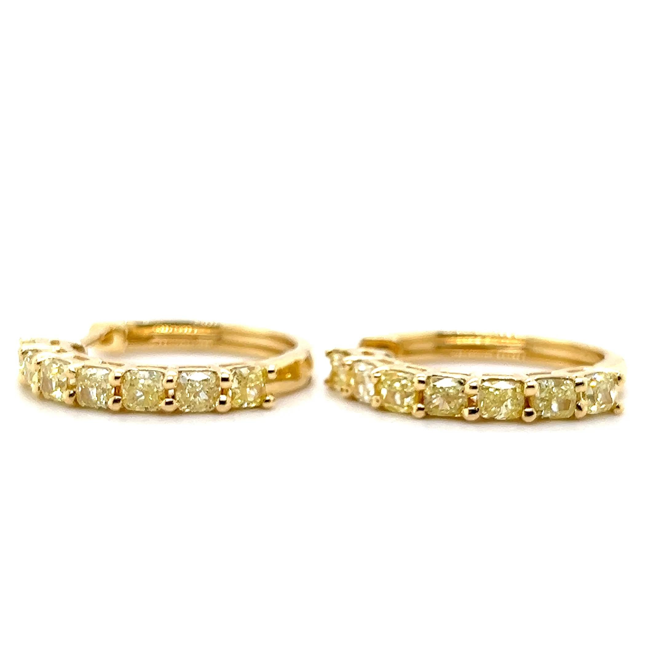 Boucles d'oreilles en or jaune 18k et diamant jaune taillé en coussin de 3,08 TCW en vente 8