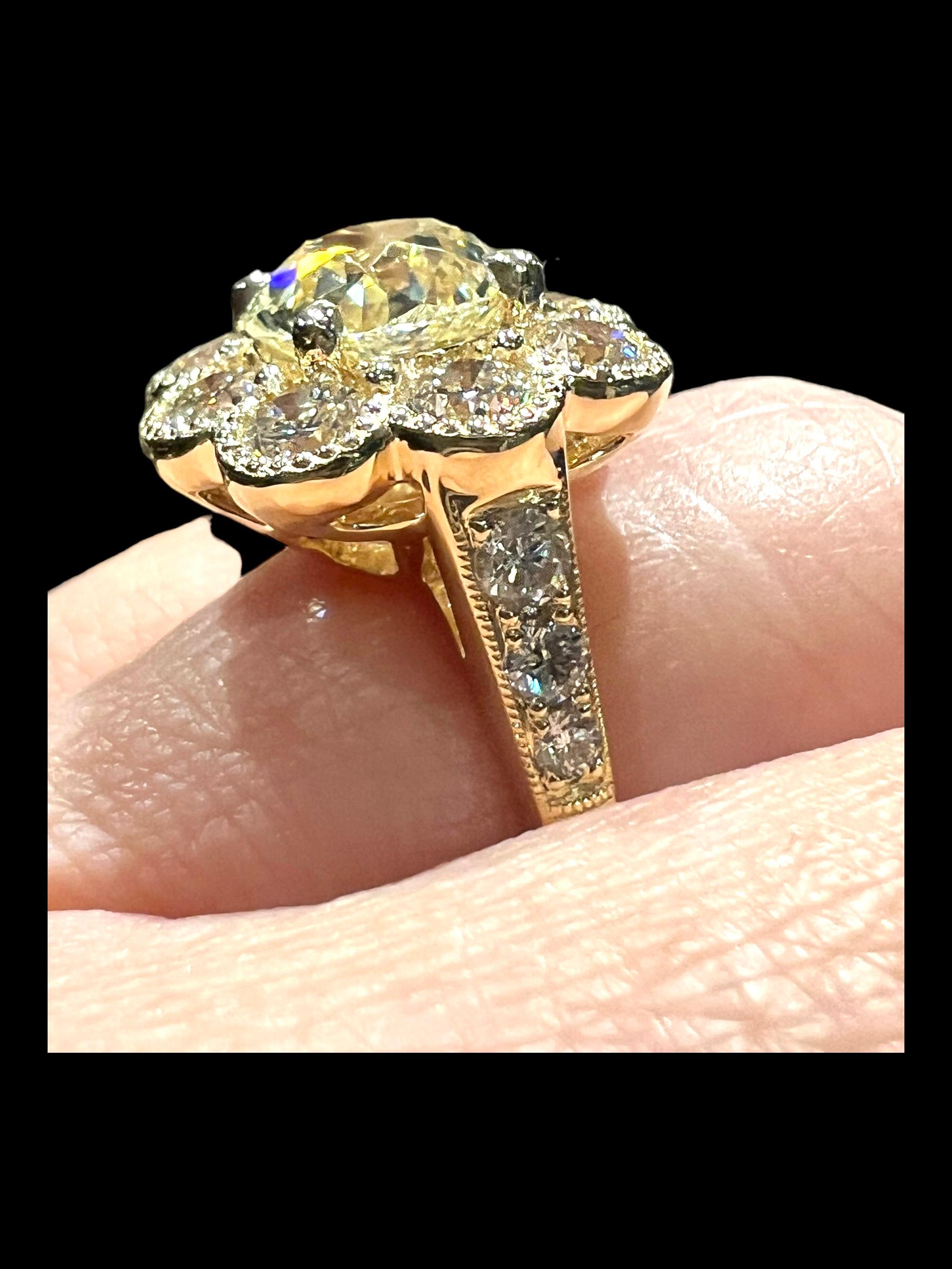 3.08ct Antique Diamond in Floral Setting with 2.85ct Modern Diamonds For Sale 4