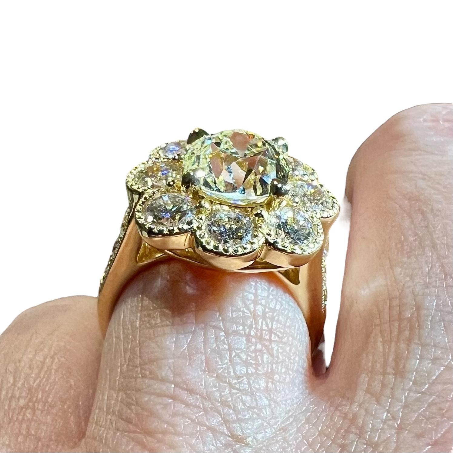 3.08ct Antique Diamond in Floral Setting with 2.85ct Modern Diamonds For Sale 3