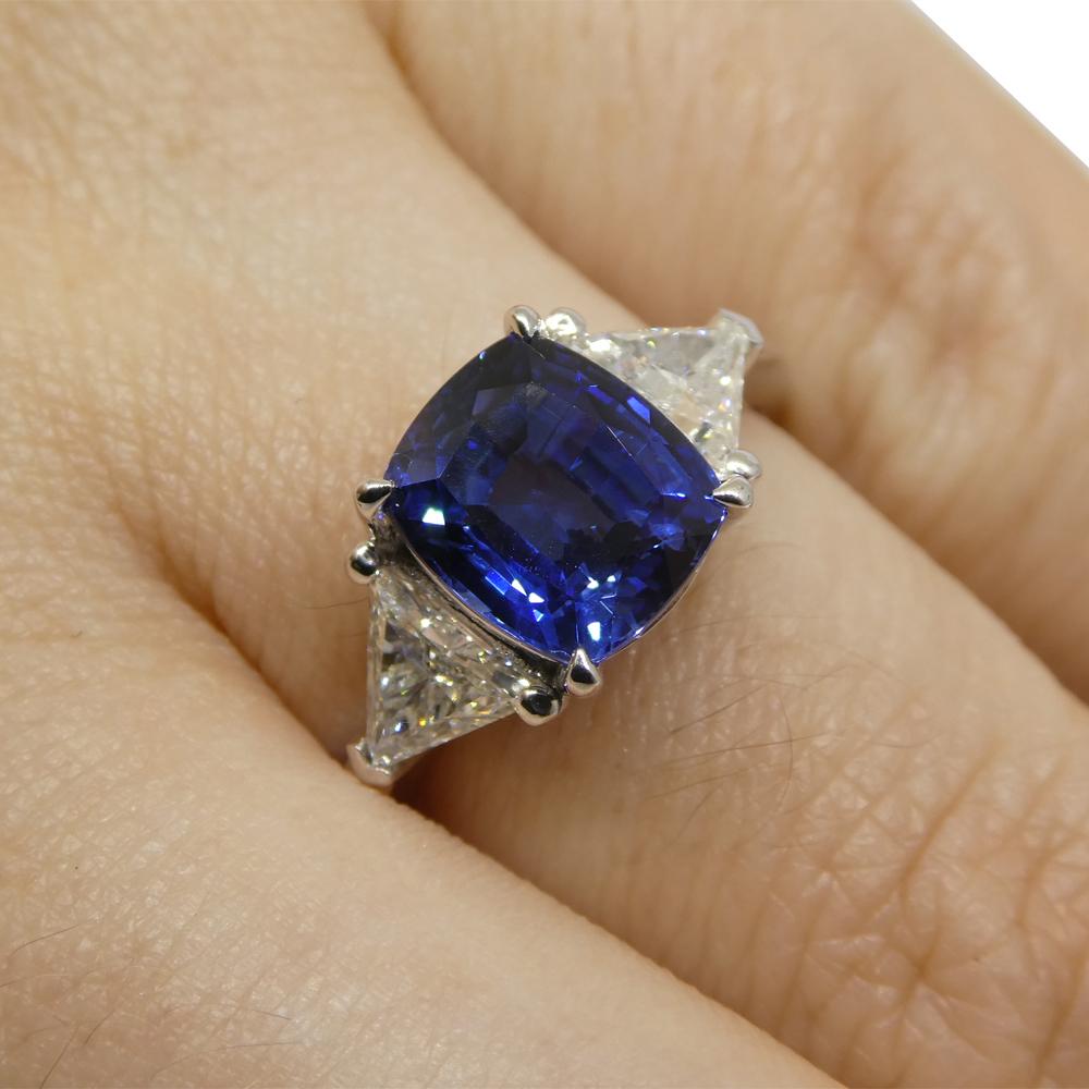 Contemporary 3.08ct Blue Sapphire, Diamond Engagement Ring in 18K White Gold, GIA Certified For Sale