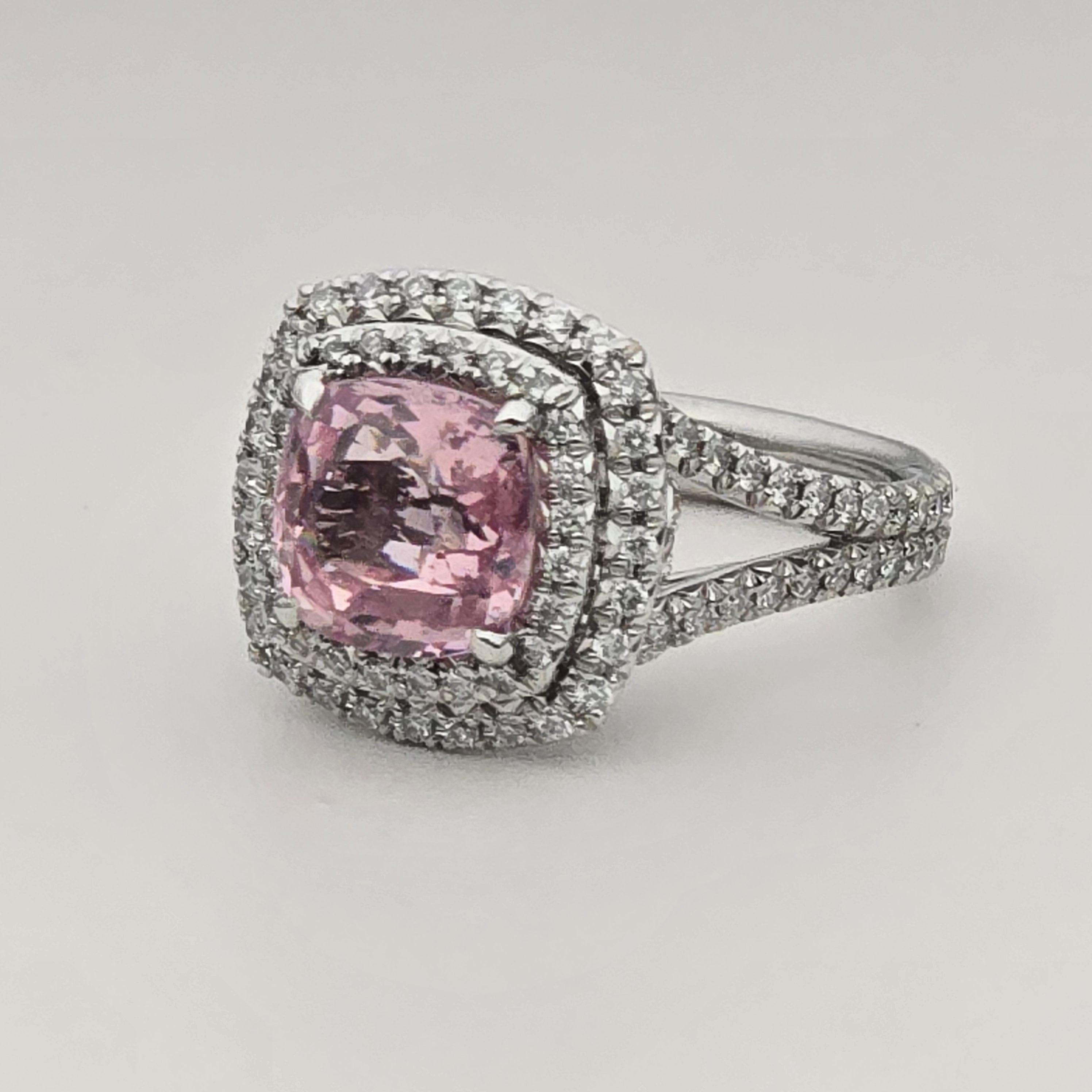 Taglio cuscino Zaffiro non riscaldato da 3,08 carati GIA PADPARADSCHA anello di fidanzamento con diamante RARO zaffiro in vendita