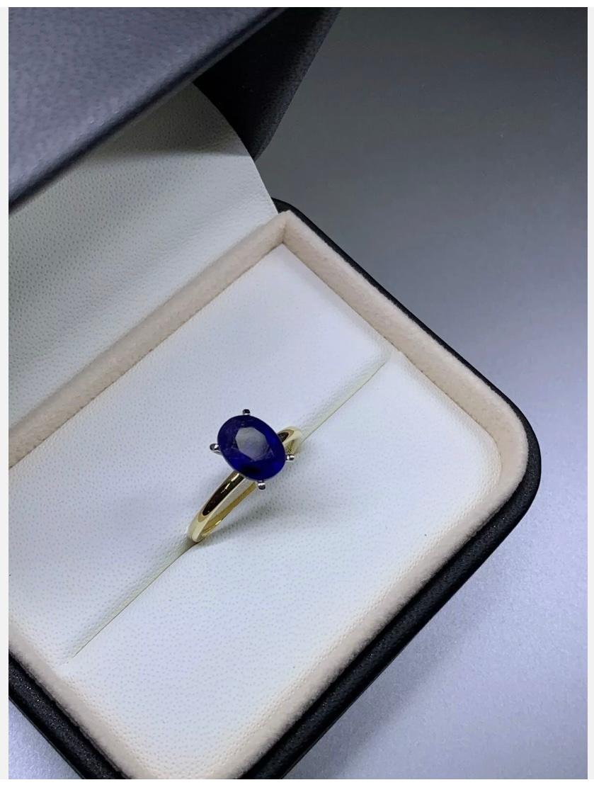 3.08ct Sapphire Solitaire Engagement Ring In 18ct Yellow Gold Lab Grown In New Condition For Sale In London, GB