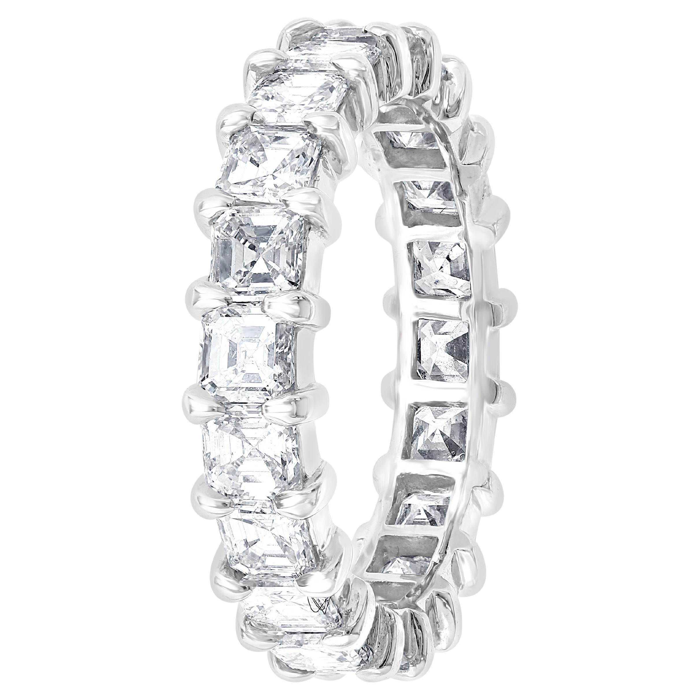 Auction - 3.09 Carat Asscher Cut Eternity Band Wedding Ring For Sale
