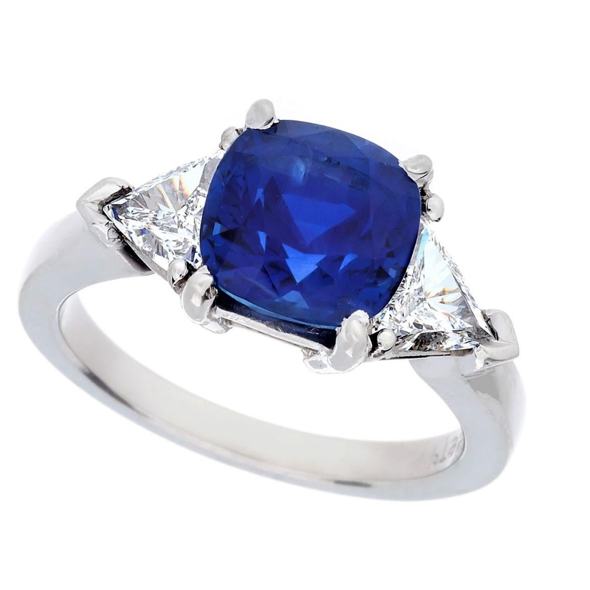 Modern 3.09 Carat Burma Sapphire and Diamond 3-Stone Ring, Gubelin Cert, No Heat For Sale