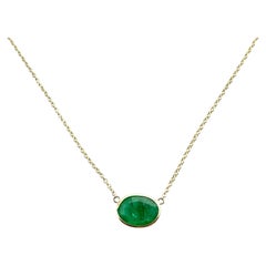3,09 Karat Smaragd Oval & Mode Halsketten aus 14K Gelbgold