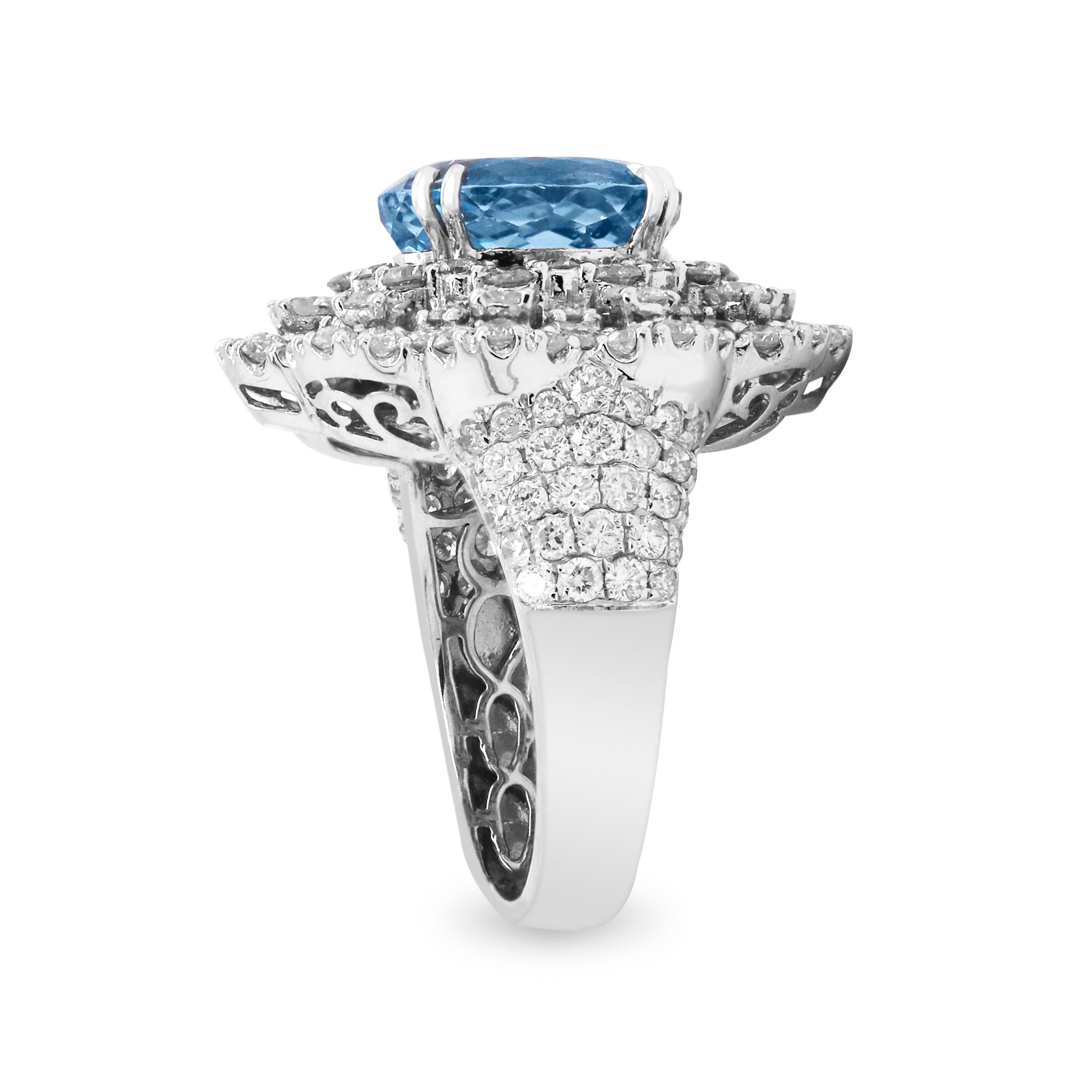 3.09 Carat Oval Cut Aquamarine 18 Karat White Gold Diamond Cocktail Ring In Excellent Condition For Sale In Boca Raton, FL