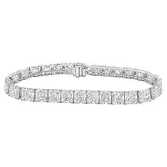 30.9 Carat Radiant Cut Diamond Bracelet in Platinum