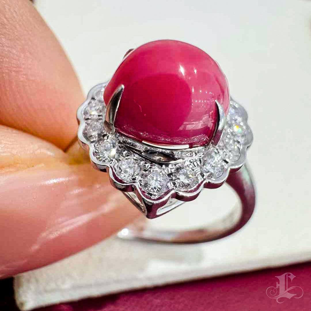 18k White Gold 0.36ct Diamond 3.09 ct Aurora Heart Conch Pearl Delight Ring 1