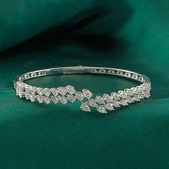 Bracciale a fascia con grappolo di diamanti naturali a forma di pera da 3,09 carati, in oro bianco 18 carati – Gioiello fatto a mano