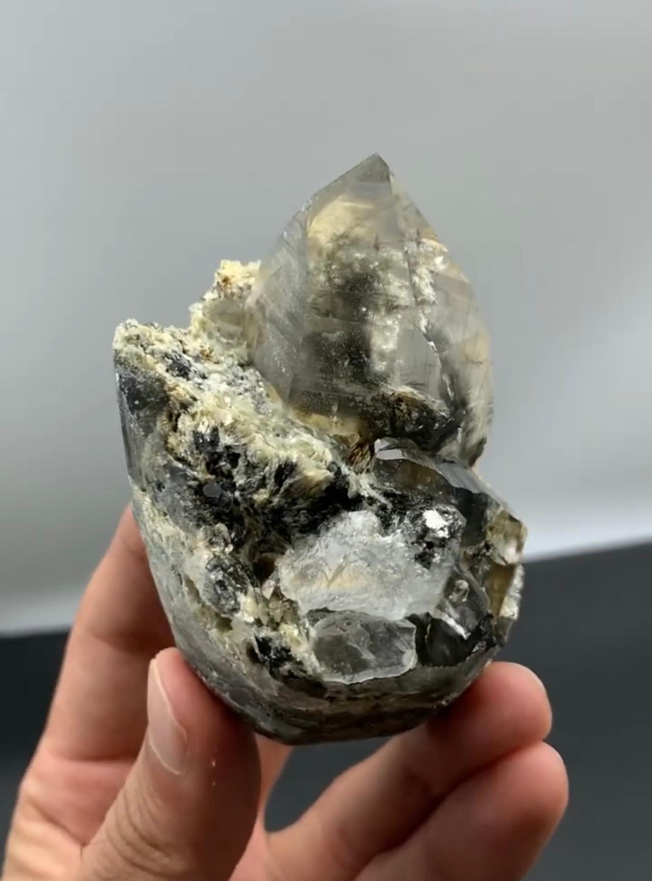 Pakistani 309 Grams Pointed Terminated Rutile Quartz Crystal On Matrix From Pakistan For Sale