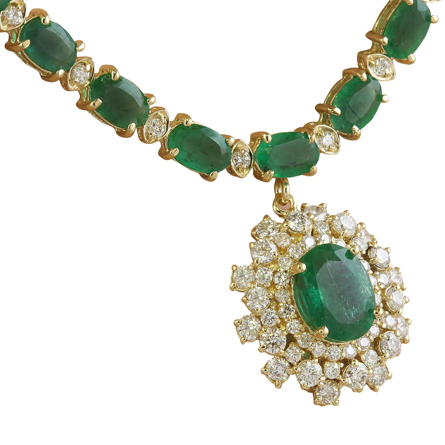 30.90 Carat Natural Emerald 14 Karat Solid Yellow Gold Diamond Necklace
Stamped: 14K  
Total Necklace Weight: 19.1 Grams
Length: 17 Inches 
Center Emerald Weight: 1.80 Carat (9.00x7.00 Millimeter)
Side Emerald Weight: 26.00 Carat (6.00x4.00