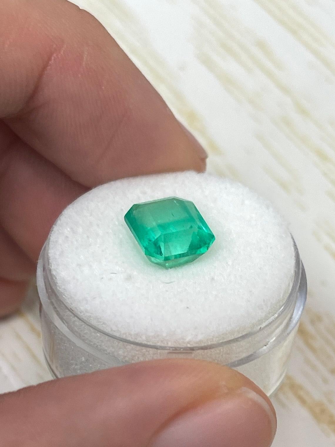 3.09ct Electric Yellowish Green Colombian Emerald 10x8mm Emerald Cut May For Sale 1