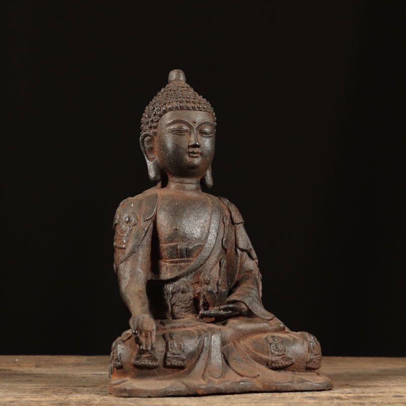 Fer Statue asiatique vintage de Bouddha Shakyamuni assis en fer à mille anneaux, 30cm en vente