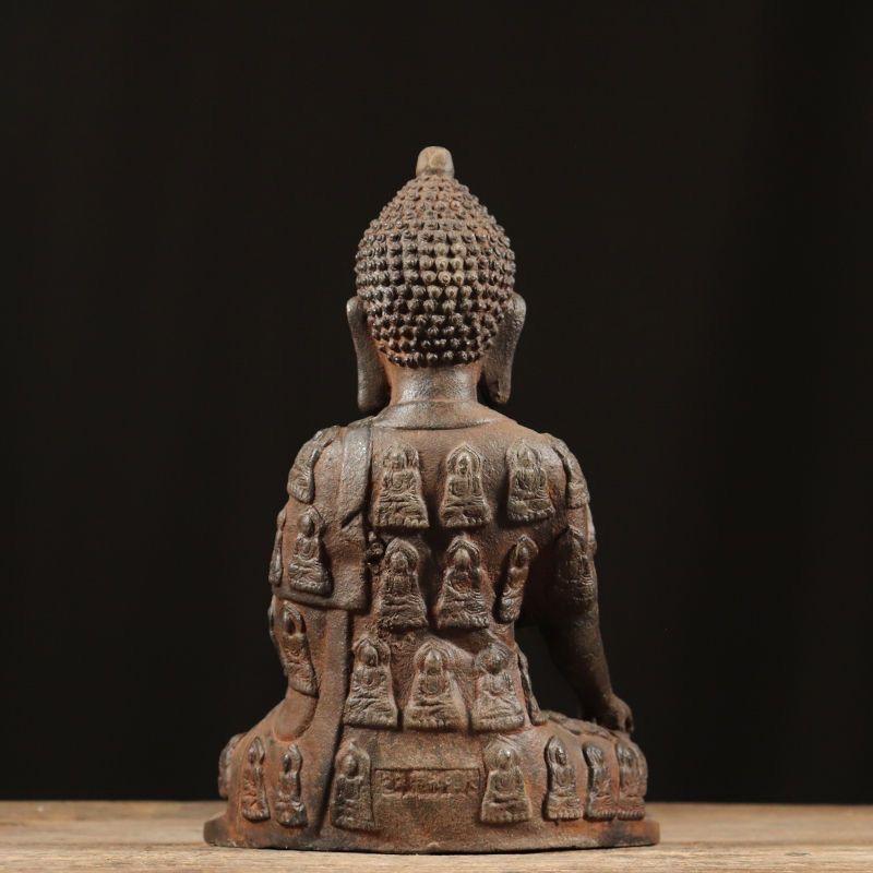 Statue asiatique vintage de Bouddha Shakyamuni assis en fer à mille anneaux, 30cm en vente 4