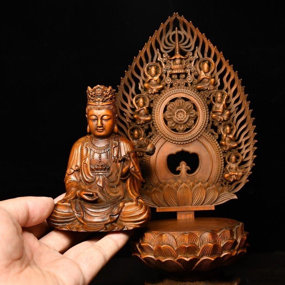 Buddha Guan Yin mobile intagliato in legno di 30 cm seduto su un loto in vendita 5