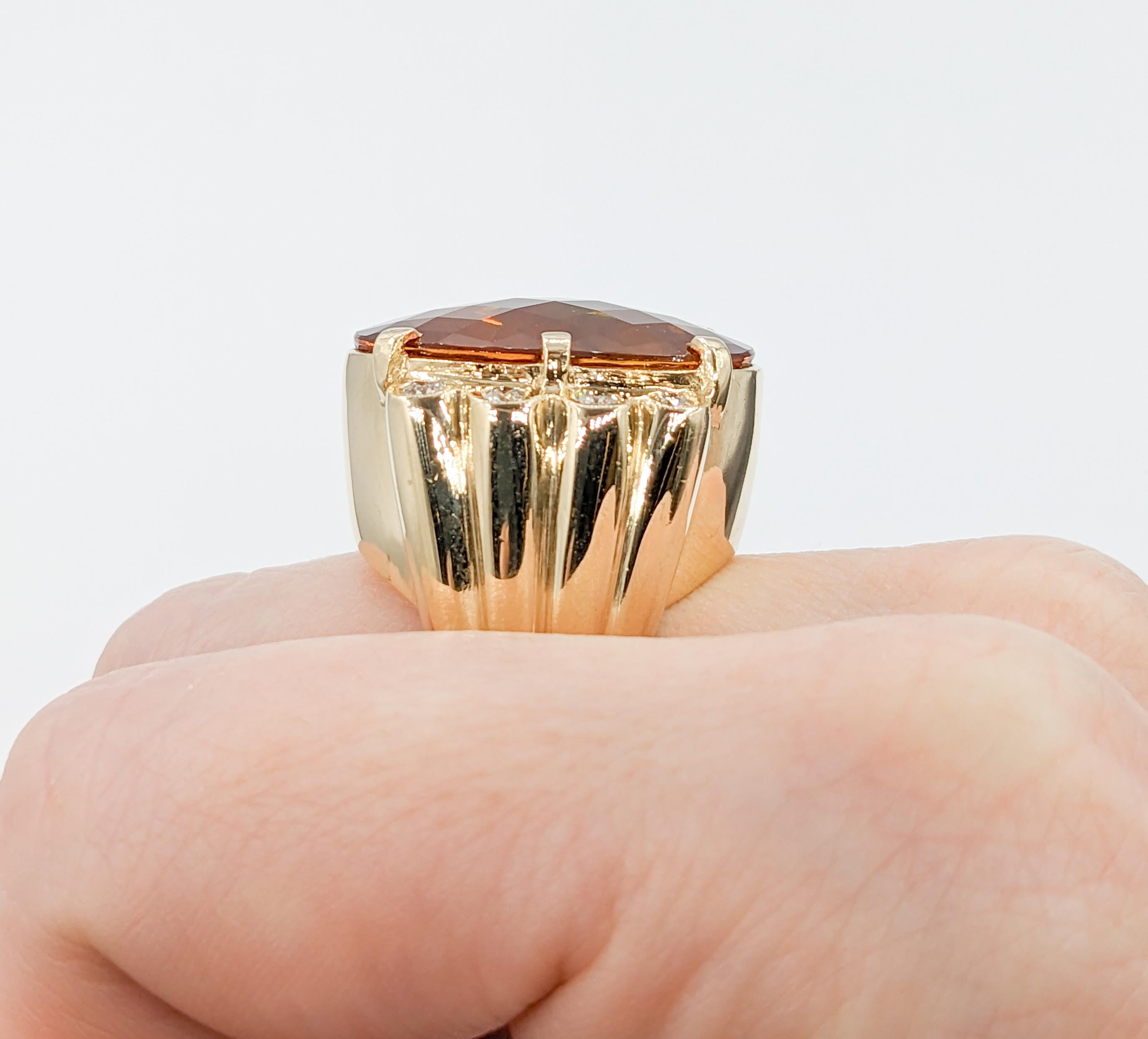 30ct Citrine & Diamond Ring In Yellow Gold In Excellent Condition For Sale In Bloomington, MN