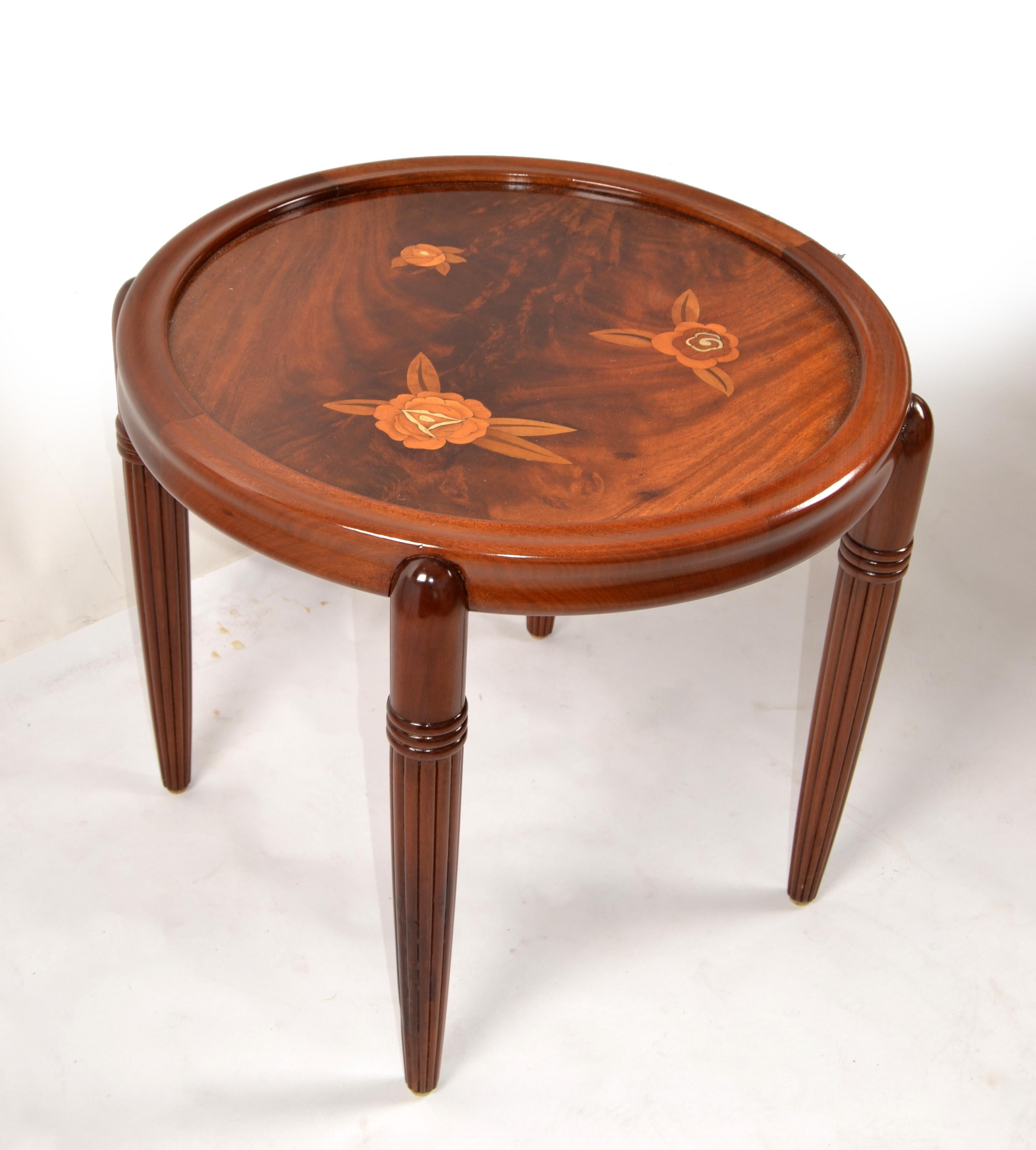 30er Jahre Art Deco Französisch Jules Leleu Runde Intarsien Mahagoni Couchtisch verjüngte Beine im Angebot 12