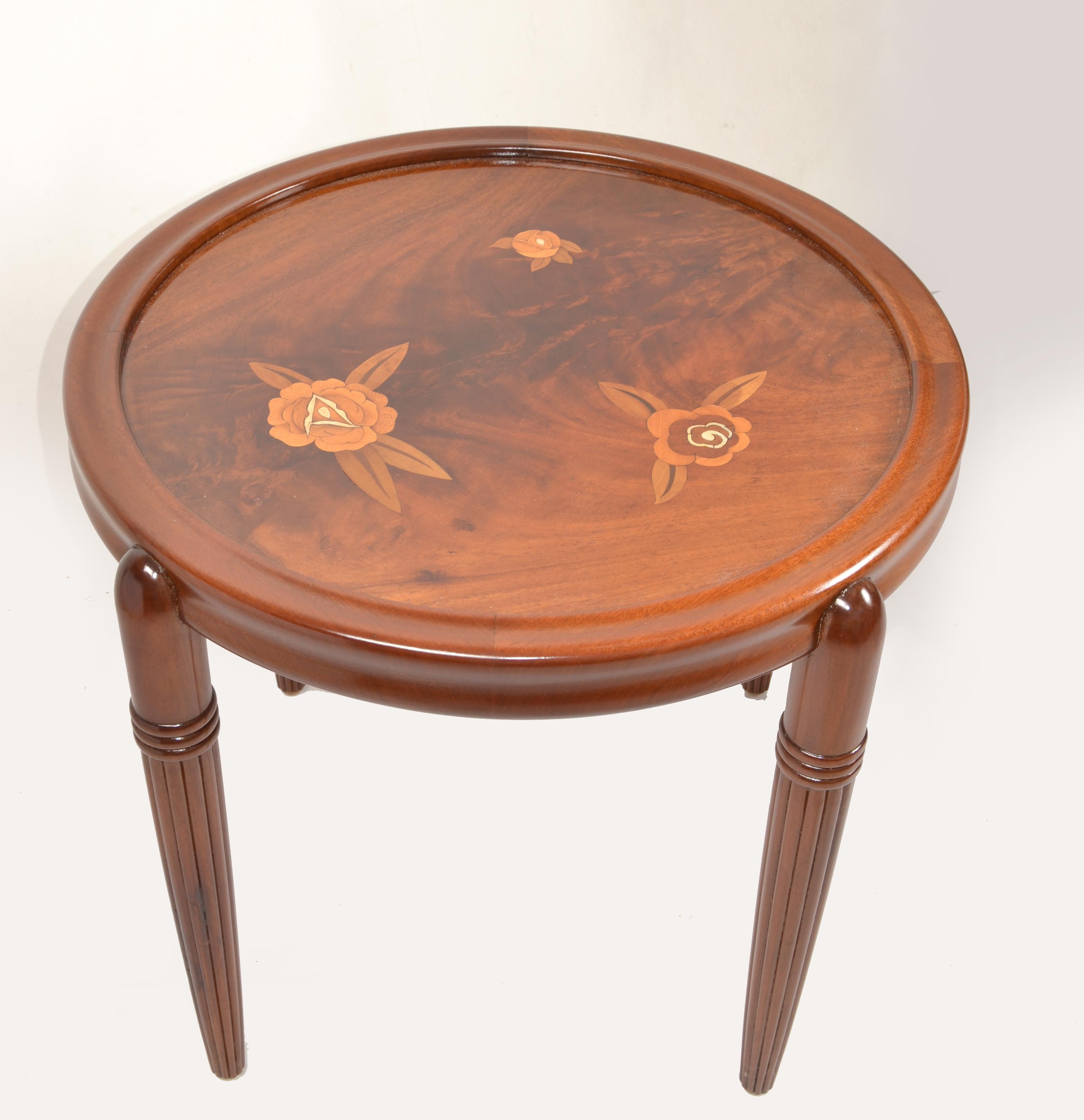 30er Jahre Art Deco Französisch Jules Leleu Runde Intarsien Mahagoni Couchtisch verjüngte Beine im Angebot 13