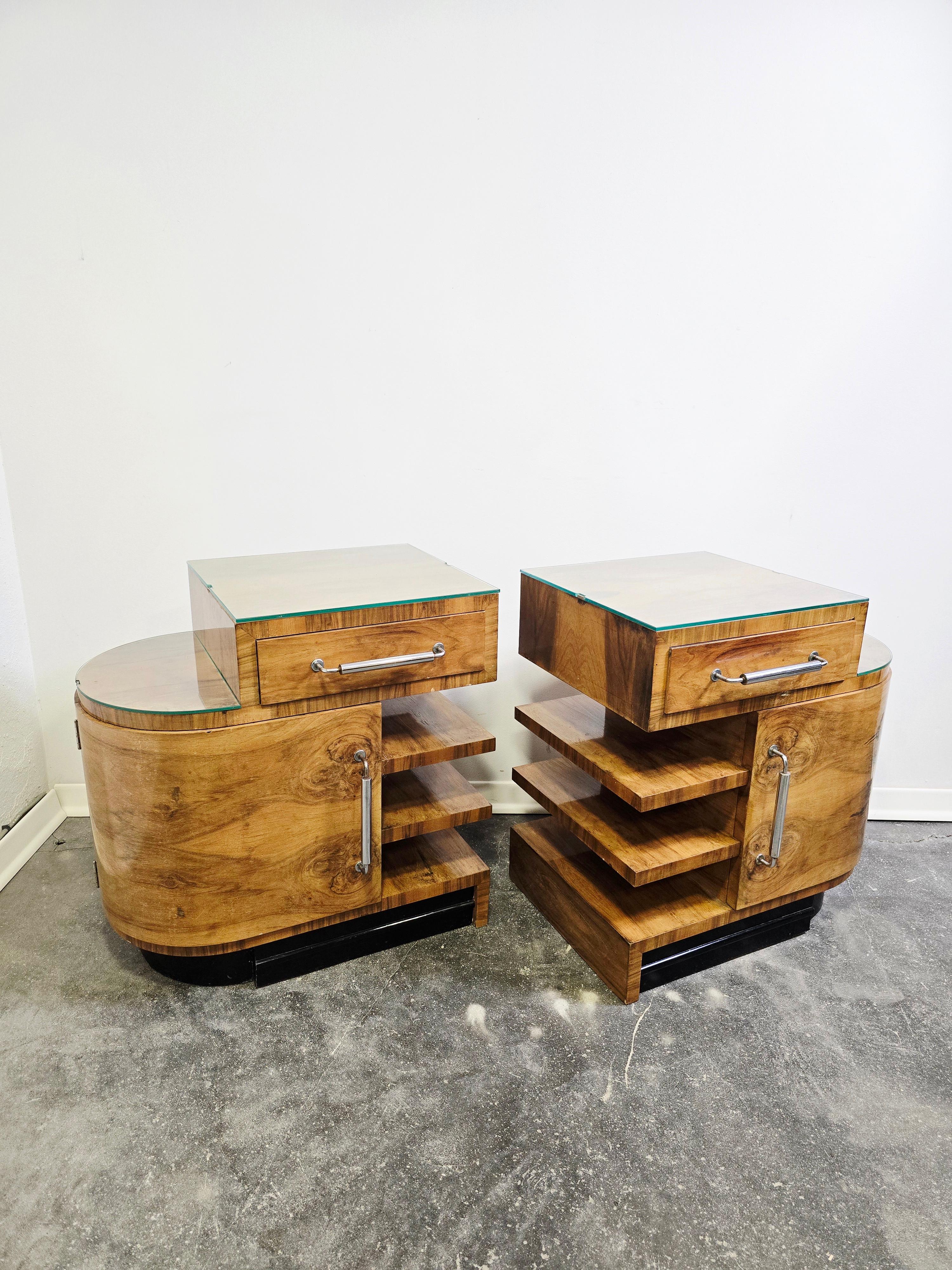 Art déco Tables de nuit Art Déco années 30 en vente