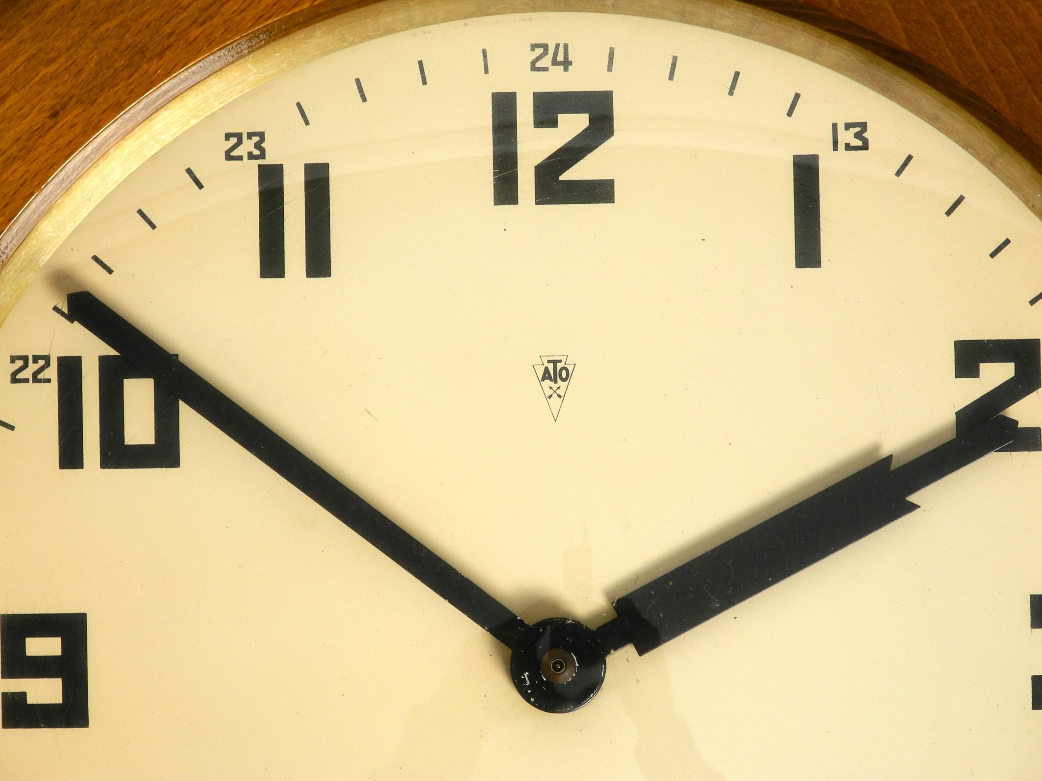 Mid-20th Century 30s ATO wall clock made of oak by the Hamburg-American clock factory Schramberg