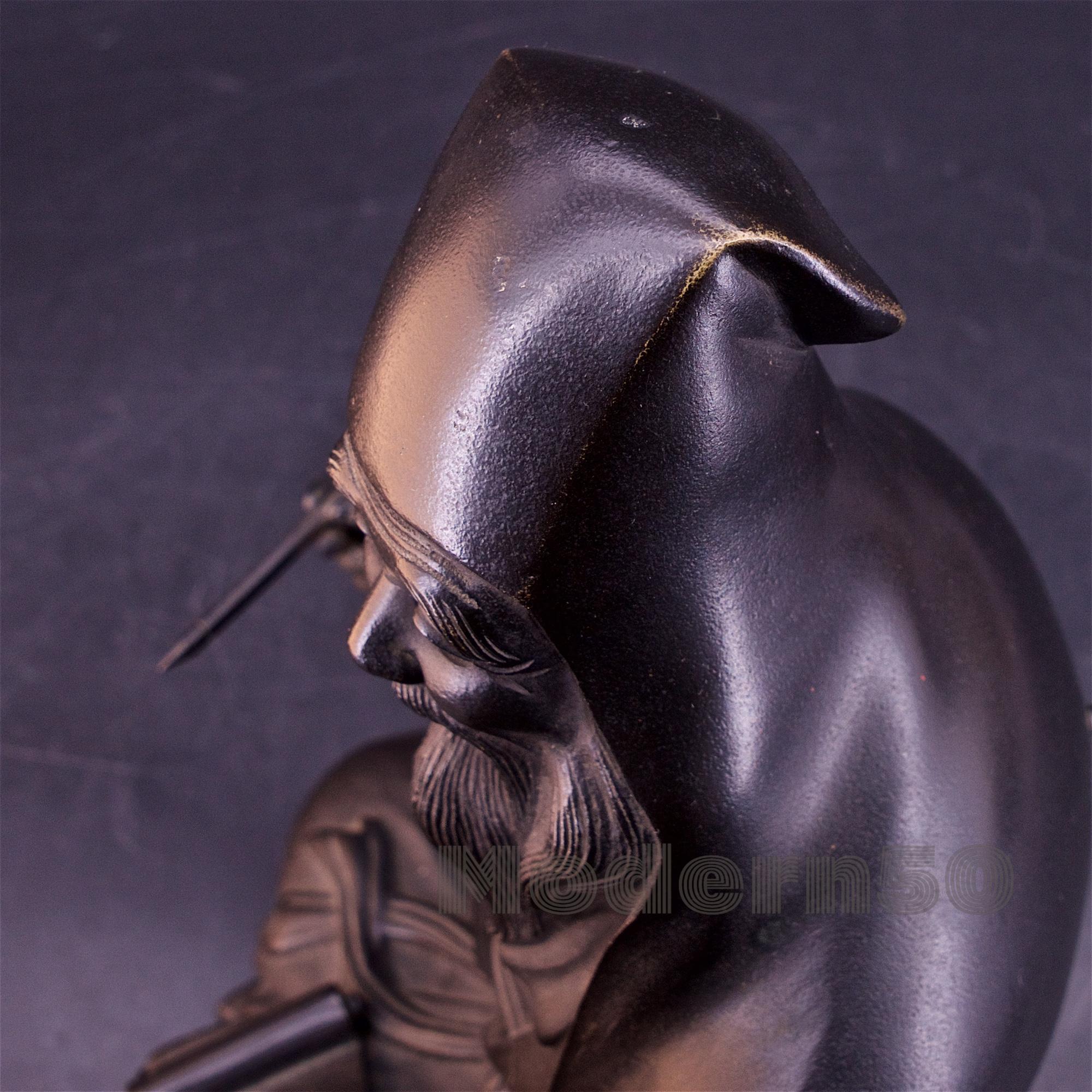 Bronze Sculpture japonaise en bronze avec incrustation de volutes d'érudit Fukurokuju en vente