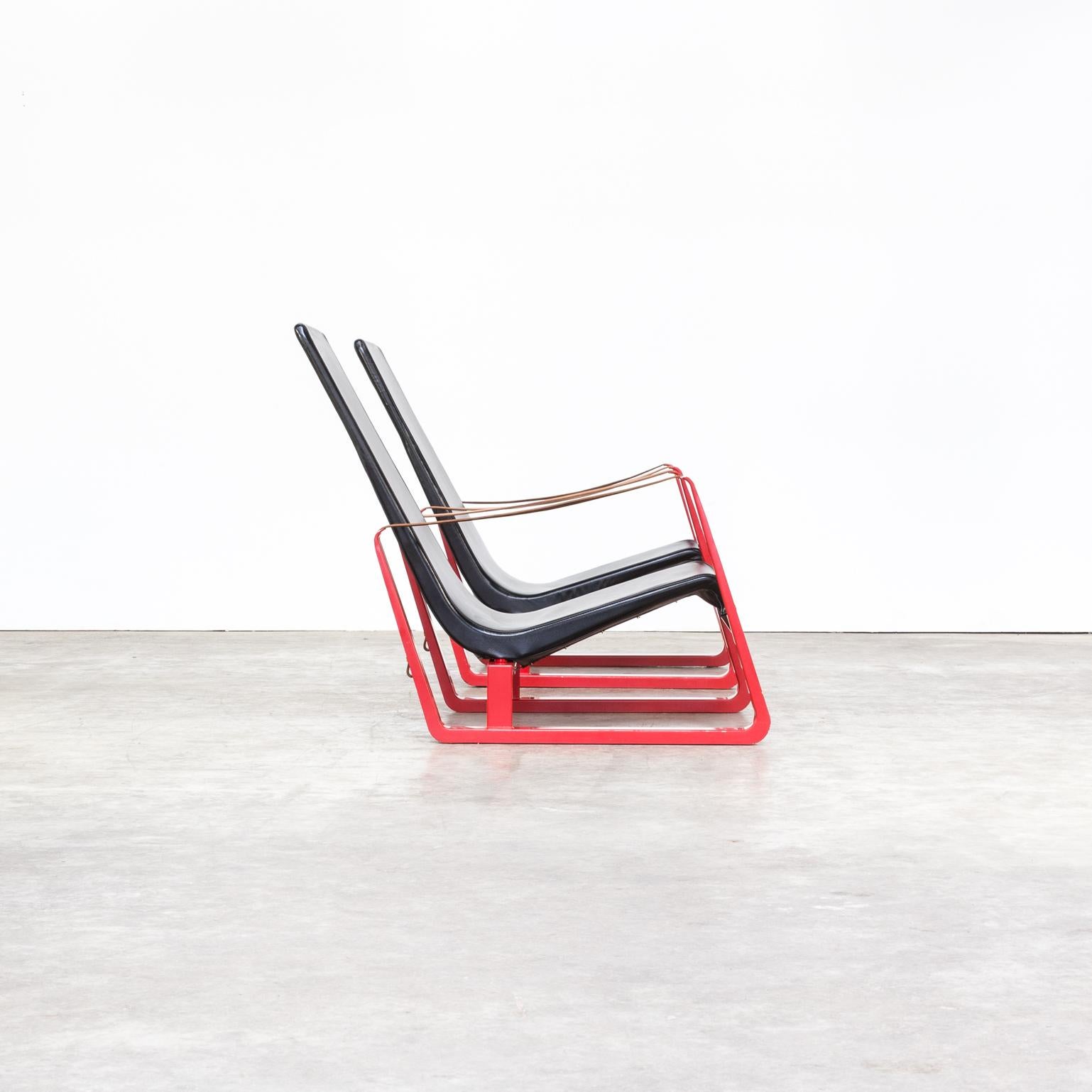 Suisse Fauteuil 'Cité' Jean Prouvé des années 1930 pour Vitra - Ensemble de 2 pièces en vente