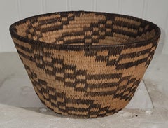 Antique 30s Pima Geometric basket