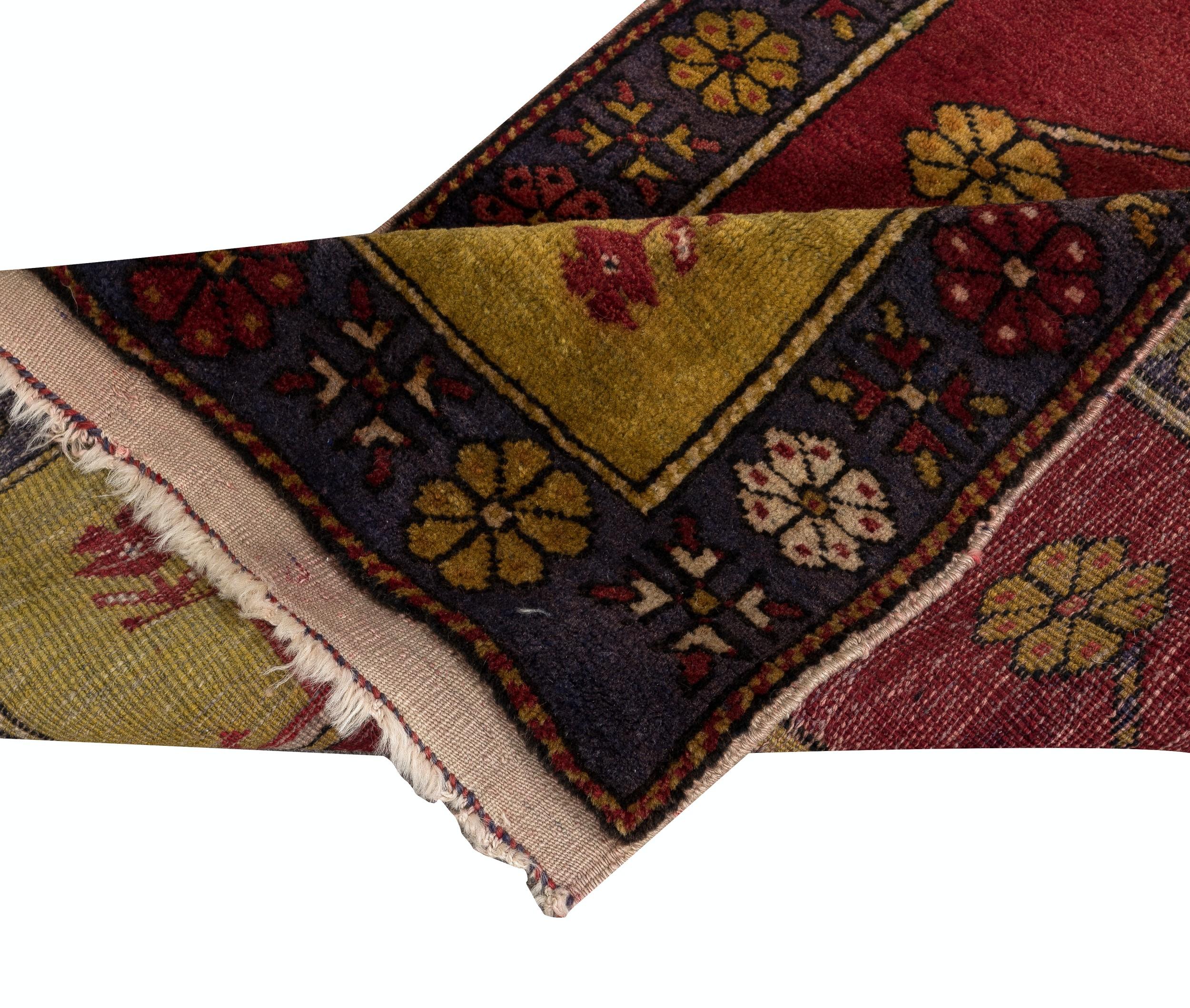 30x43 in handgefertigtem türkischem Gebetsteppich. 100% Wolle. Vintage Gebetsmatten in Rot (Rustikal) im Angebot
