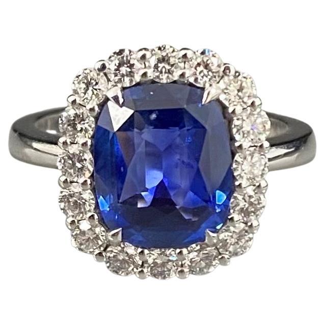 4.32 Carat Cornflower Blue Sapphire Diamond Platinum Ring For Sale at ...
