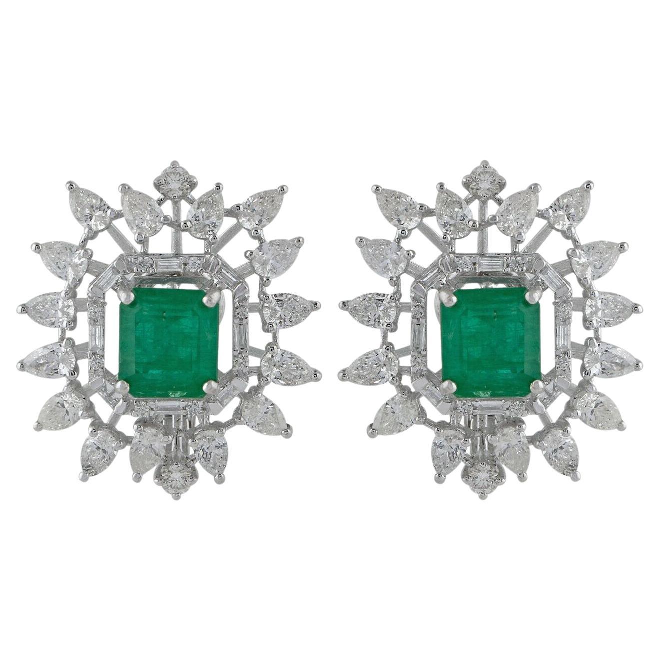 3.1 Carat Diamond 3.87 Carat Emerald 14 Karat Gold Starburst Earrings