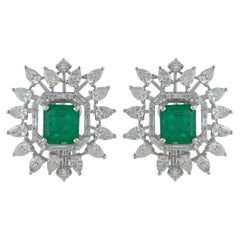 3.1 Carat Diamond 3.87 Carat Emerald 14 Karat Gold Starburst Earrings