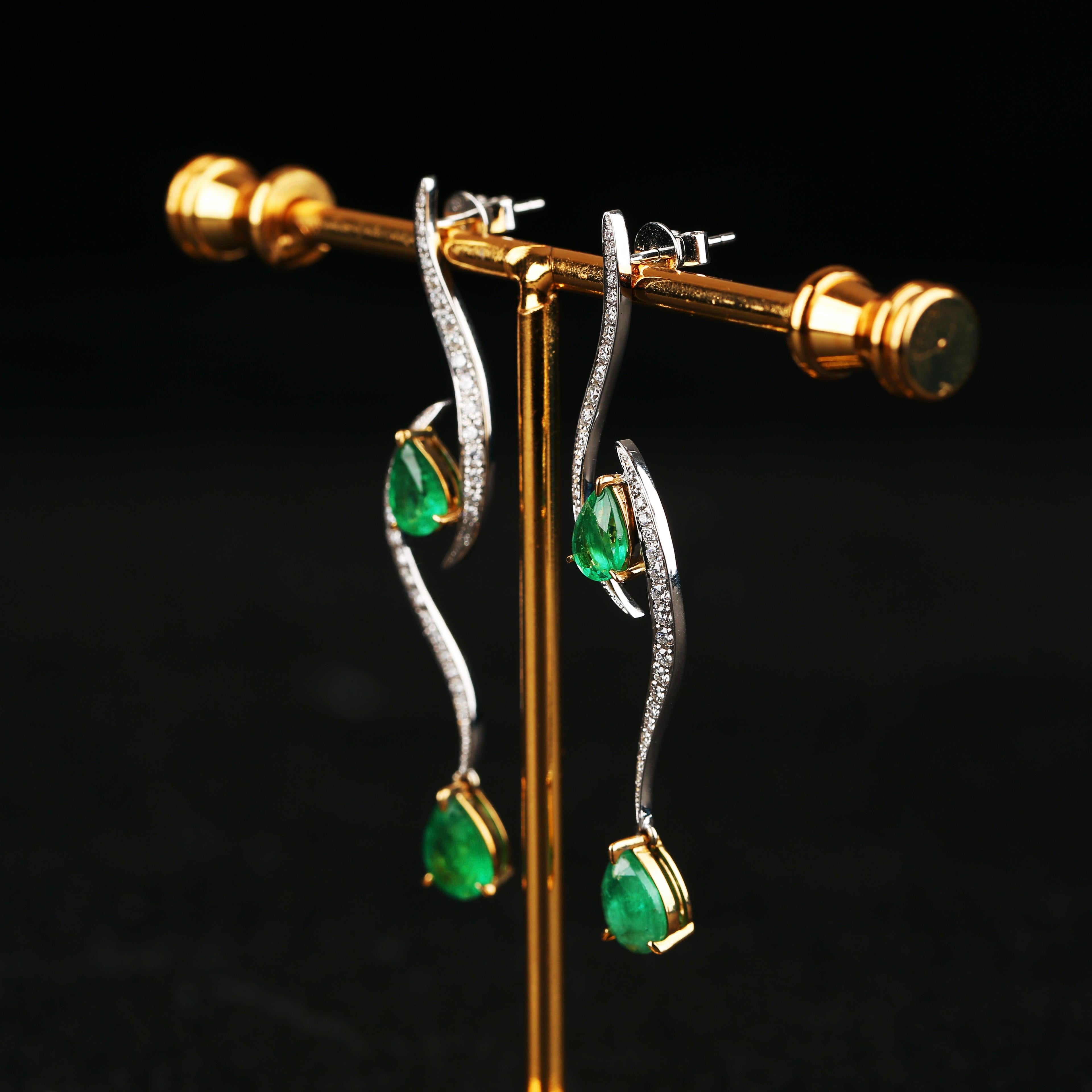 Brilliant Cut 3.1 Ct Emerald and Diamond Earring in 18k Yellow and White Gold