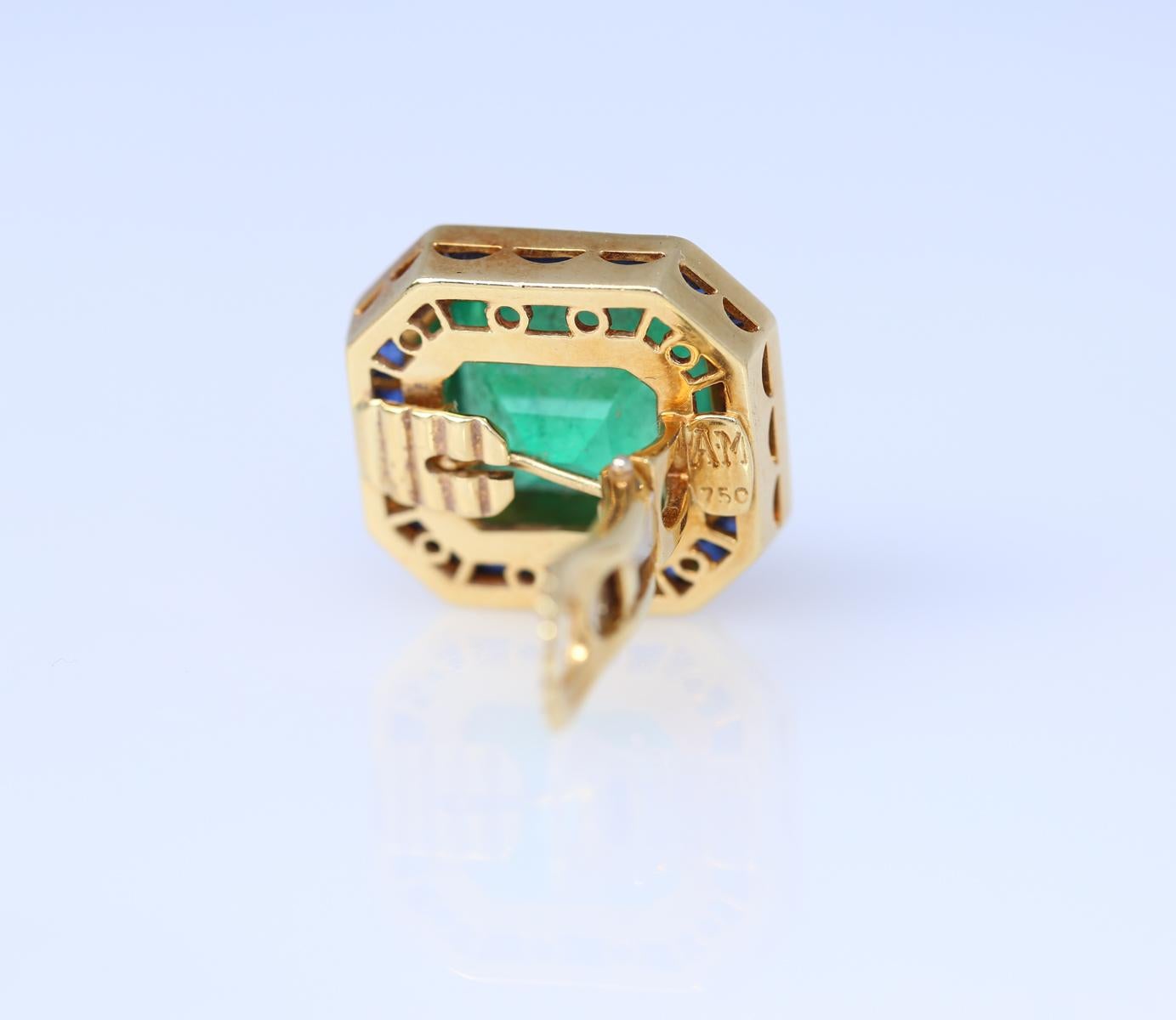 31 Ct Emerald Sapphire Earrings Yellow Gold Certified, 1975 For Sale 10