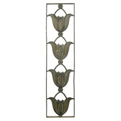 31 in. Panneau architectural en bronze à motif de tulipe verticale