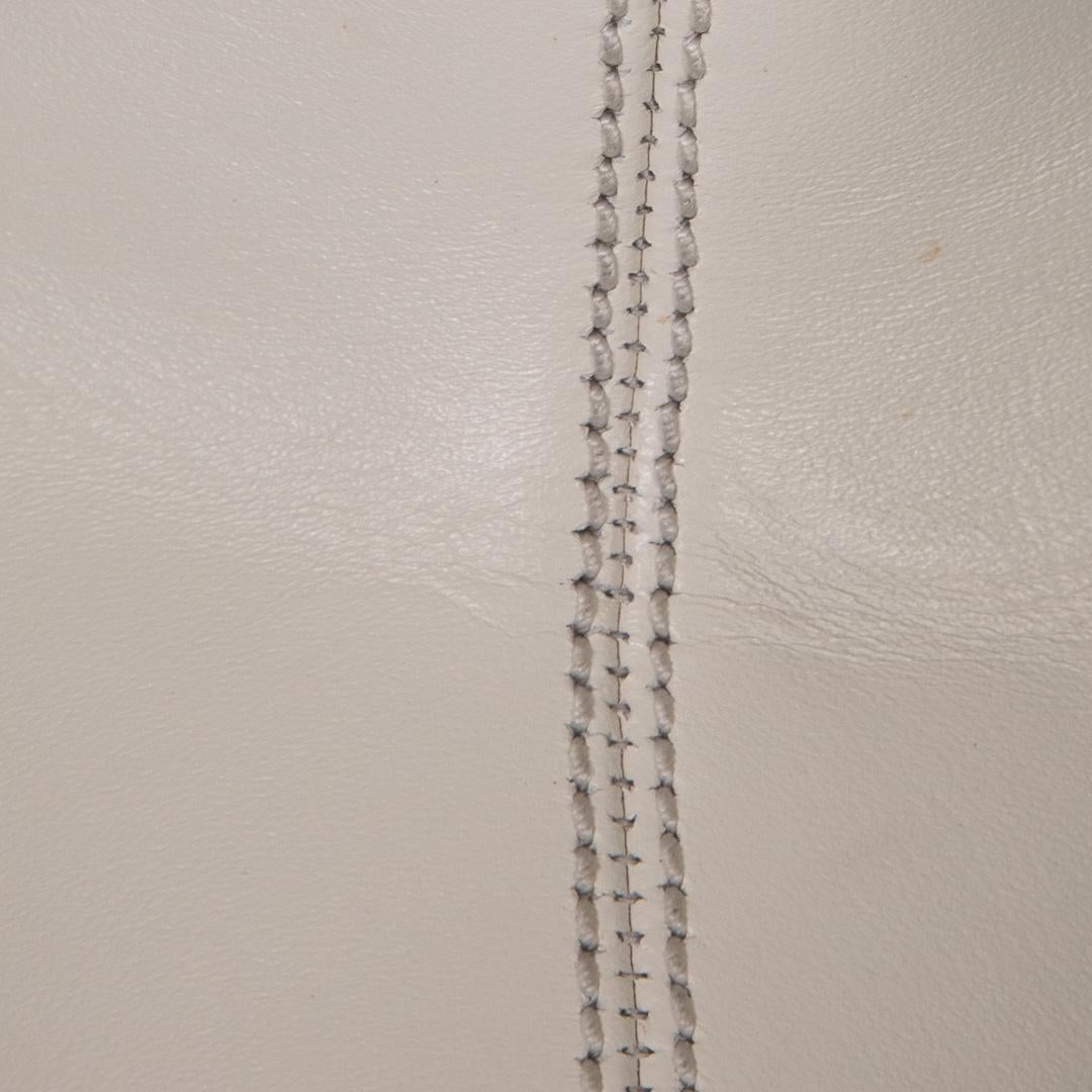 3.1 Phillip Lim Bottes Naomi zippées en cuir crème Taille IT 37 en vente 1