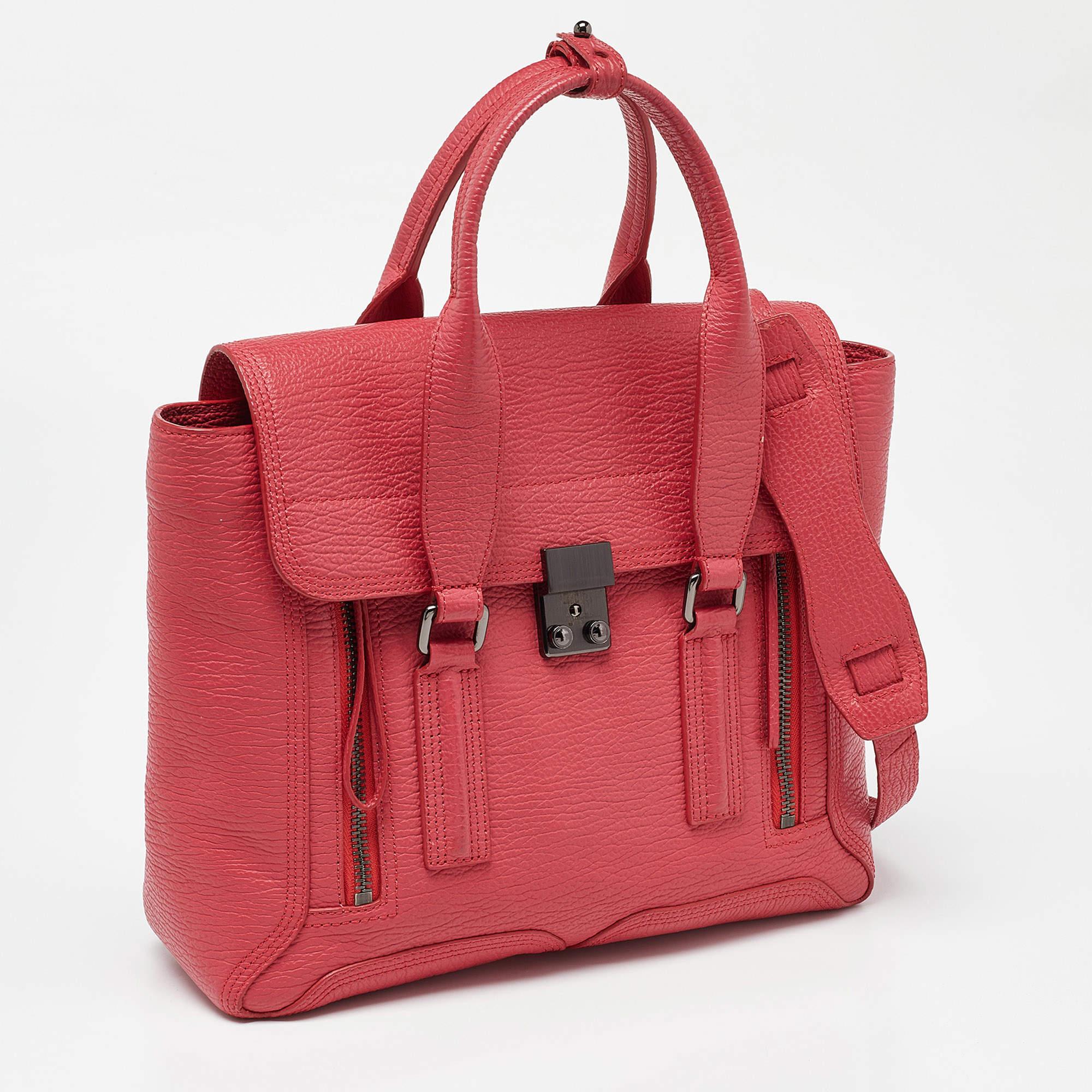 3.1 Phillip Lim Red Leather Pashli Medium Satchel In Good Condition In Dubai, Al Qouz 2