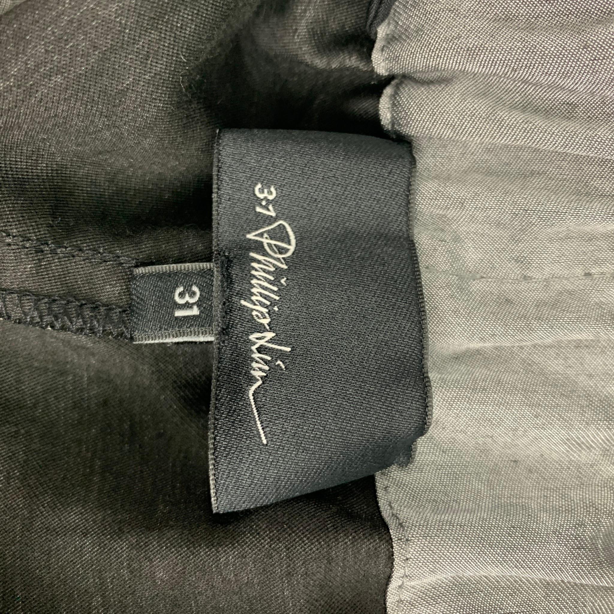 3.1 PHILLIP LIM Size 31 Silver Viscose Blend Belted Shorts In Good Condition In San Francisco, CA