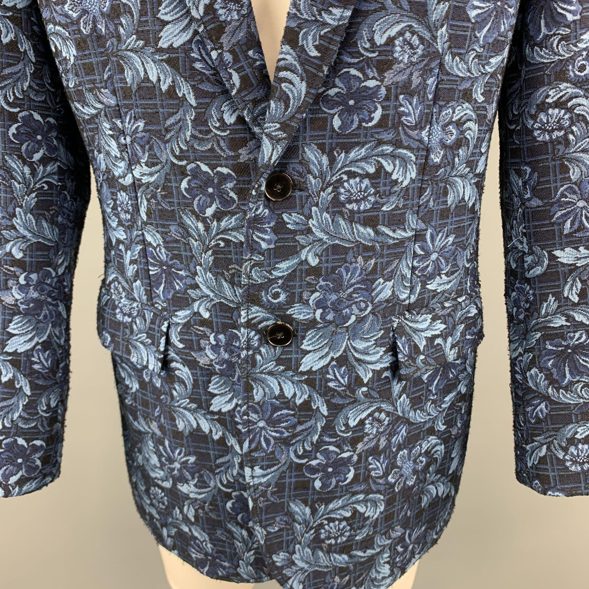 3.1 PHILLIP LIM Size 42 Floral Navy Jacquard Viscose Blend Notch Lapel Coat In Good Condition For Sale In San Francisco, CA