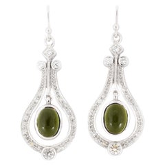 3,10 Karat Cabochon Peridot Diamant-Tropfen-Ohrringe