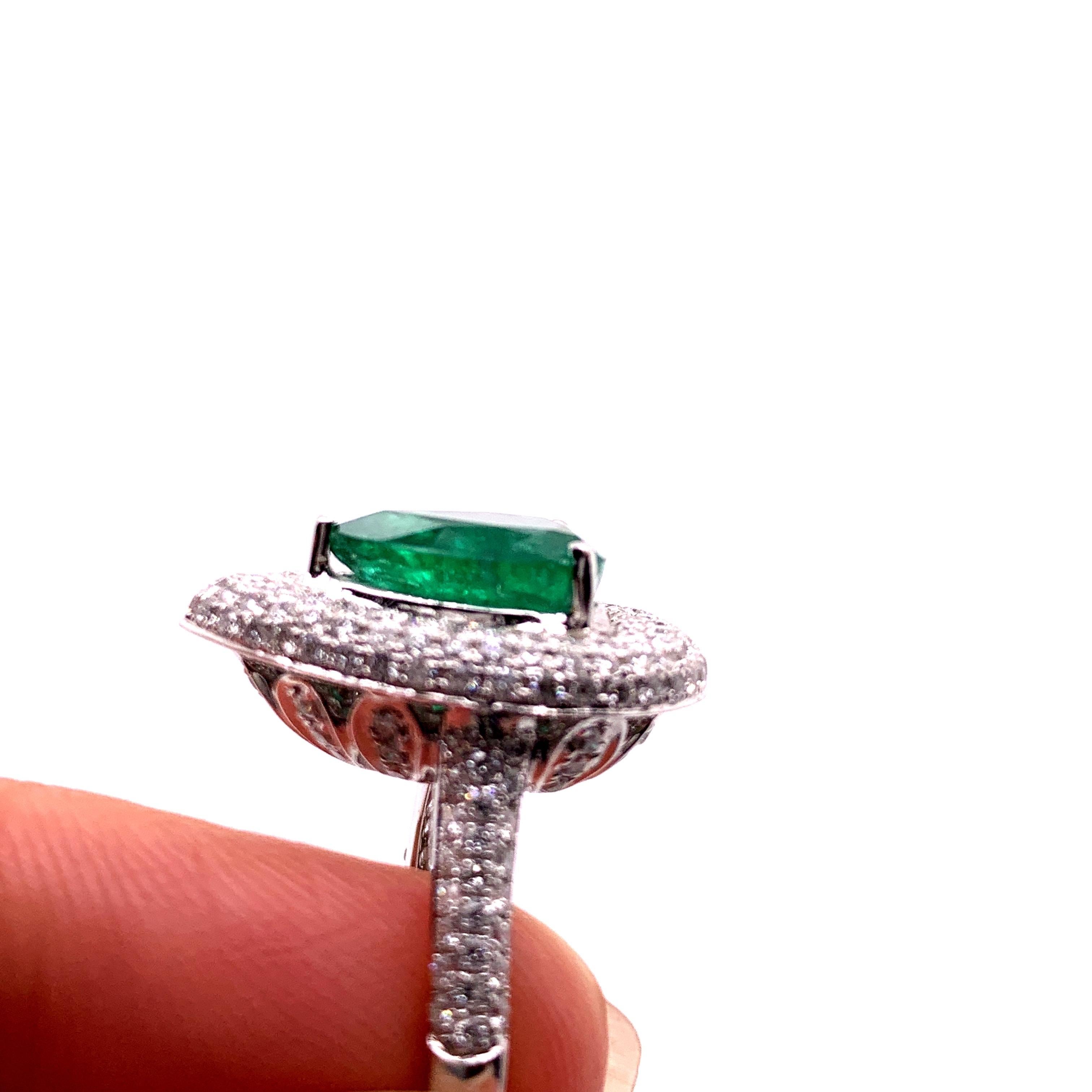 3.10 Carat Emerald Diamond Cocktail Ring For Sale 1