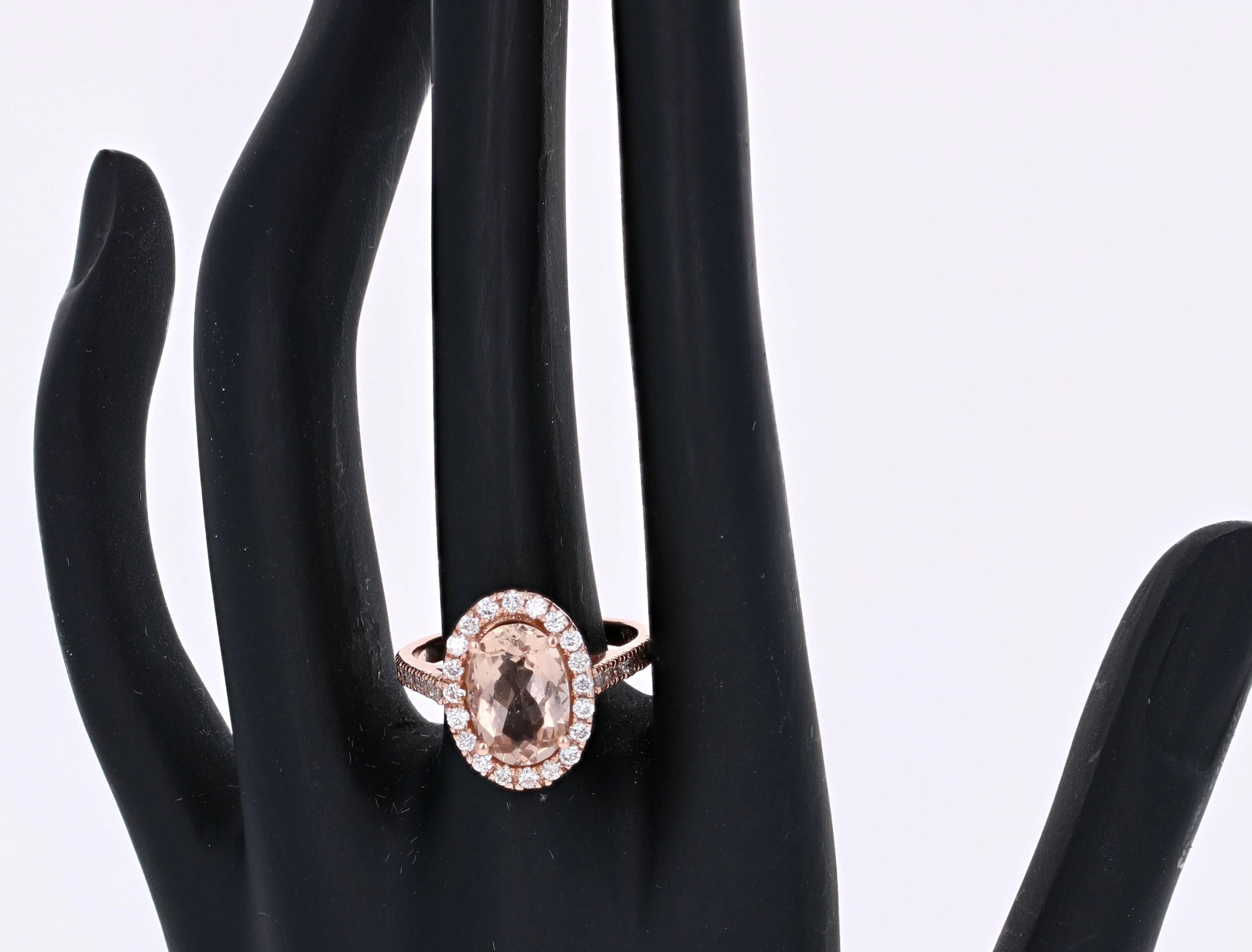 3.10 Carat Morganite Halo Diamond 14 Karat Rose Gold Ring In New Condition In Los Angeles, CA
