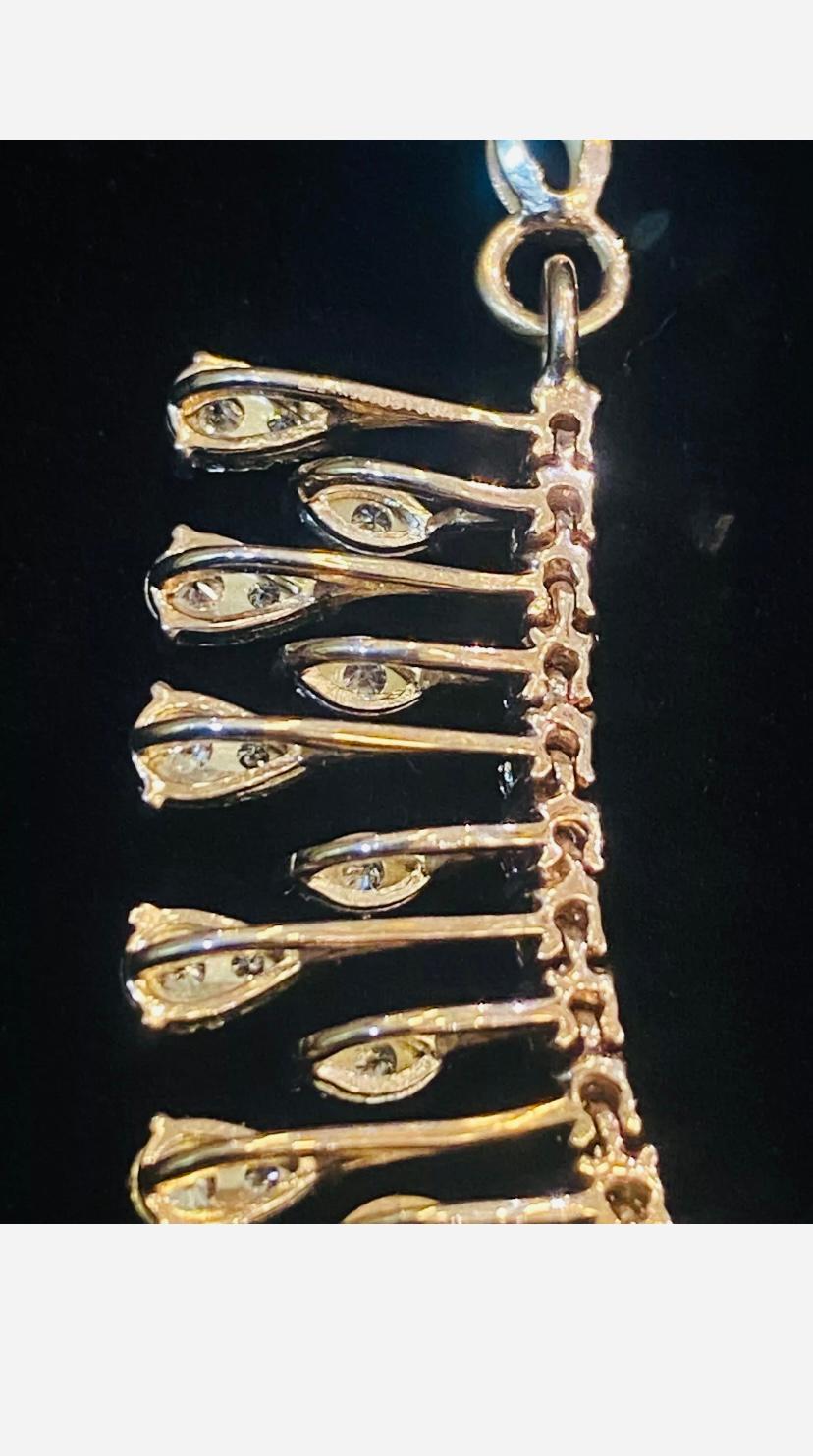 Round Cut 3.10 Carat Natural Diamonds Rosè Gold Necklace For Sale