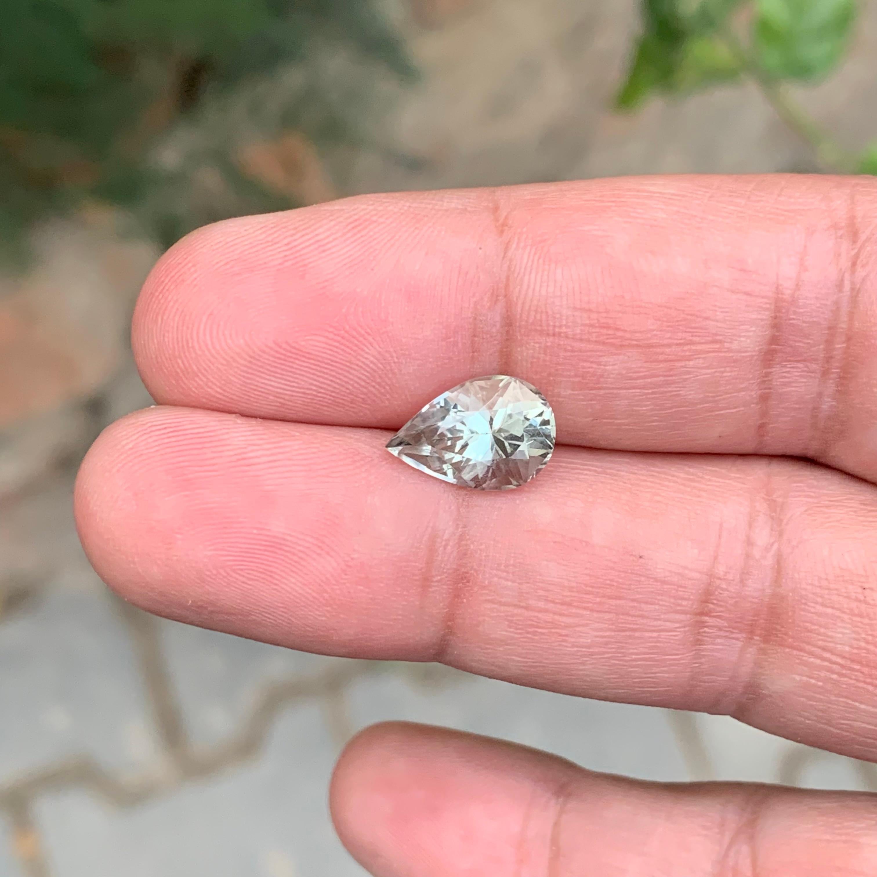 3.10 Carat Natural Loose Green Amethyst Pear Shape Gemstone (Améthyste verte en forme de poire) en vente 5