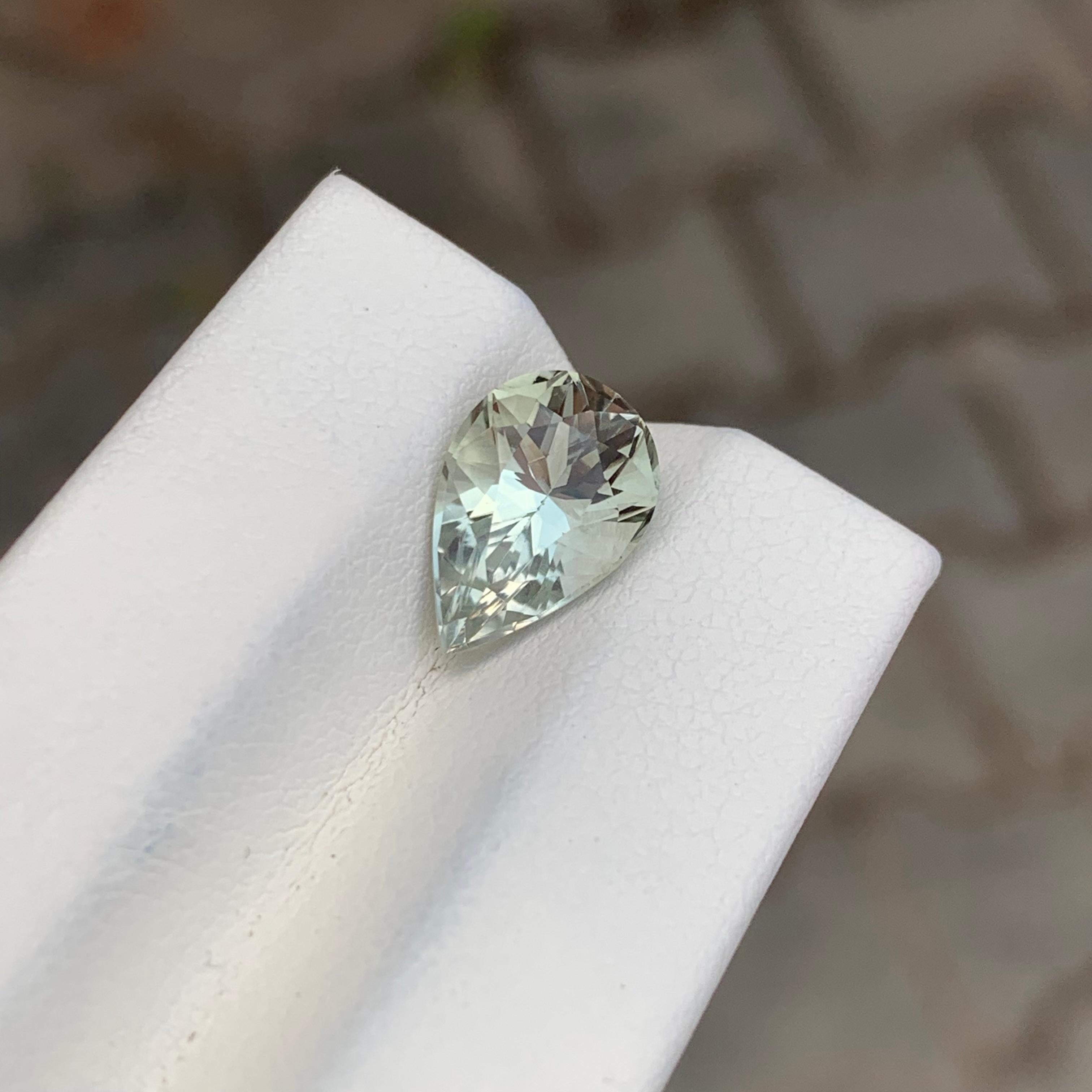 Arts and Crafts 3.10 Carat Natural Loose Green Amethyst Pear Shape Gemstone (Améthyste verte en forme de poire) en vente