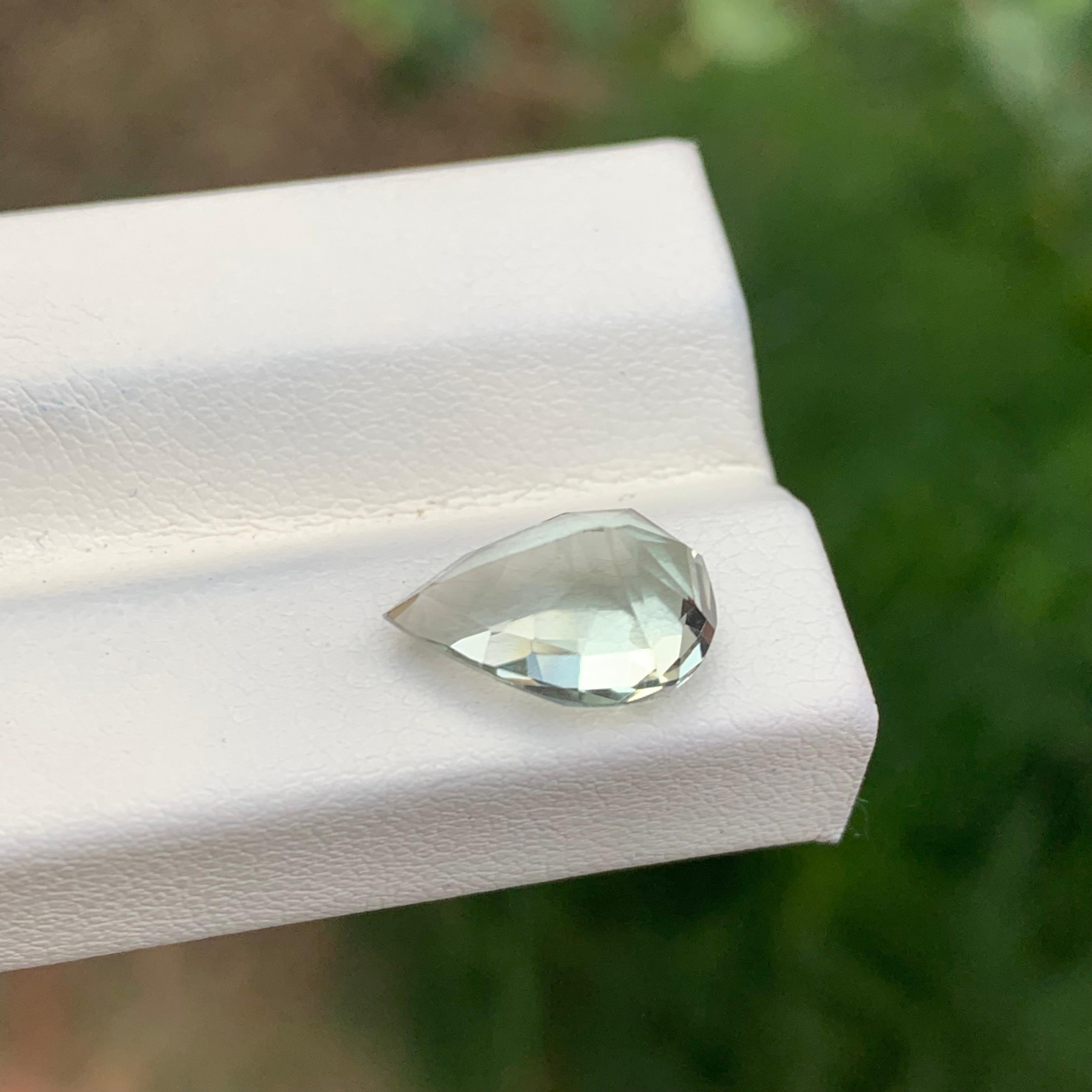 Taille poire 3.10 Carat Natural Loose Green Amethyst Pear Shape Gemstone (Améthyste verte en forme de poire) en vente