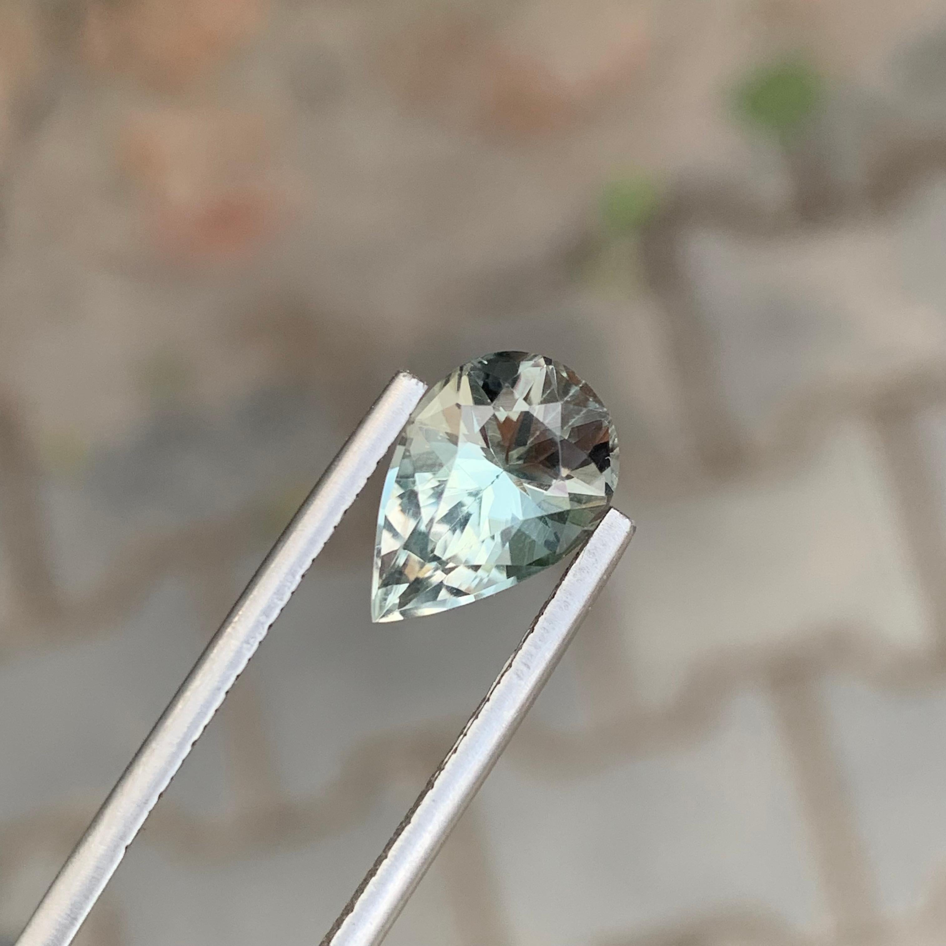 3.10 Carat Natural Loose Green Amethyst Pear Shape Gemstone (Améthyste verte en forme de poire) Unisexe en vente