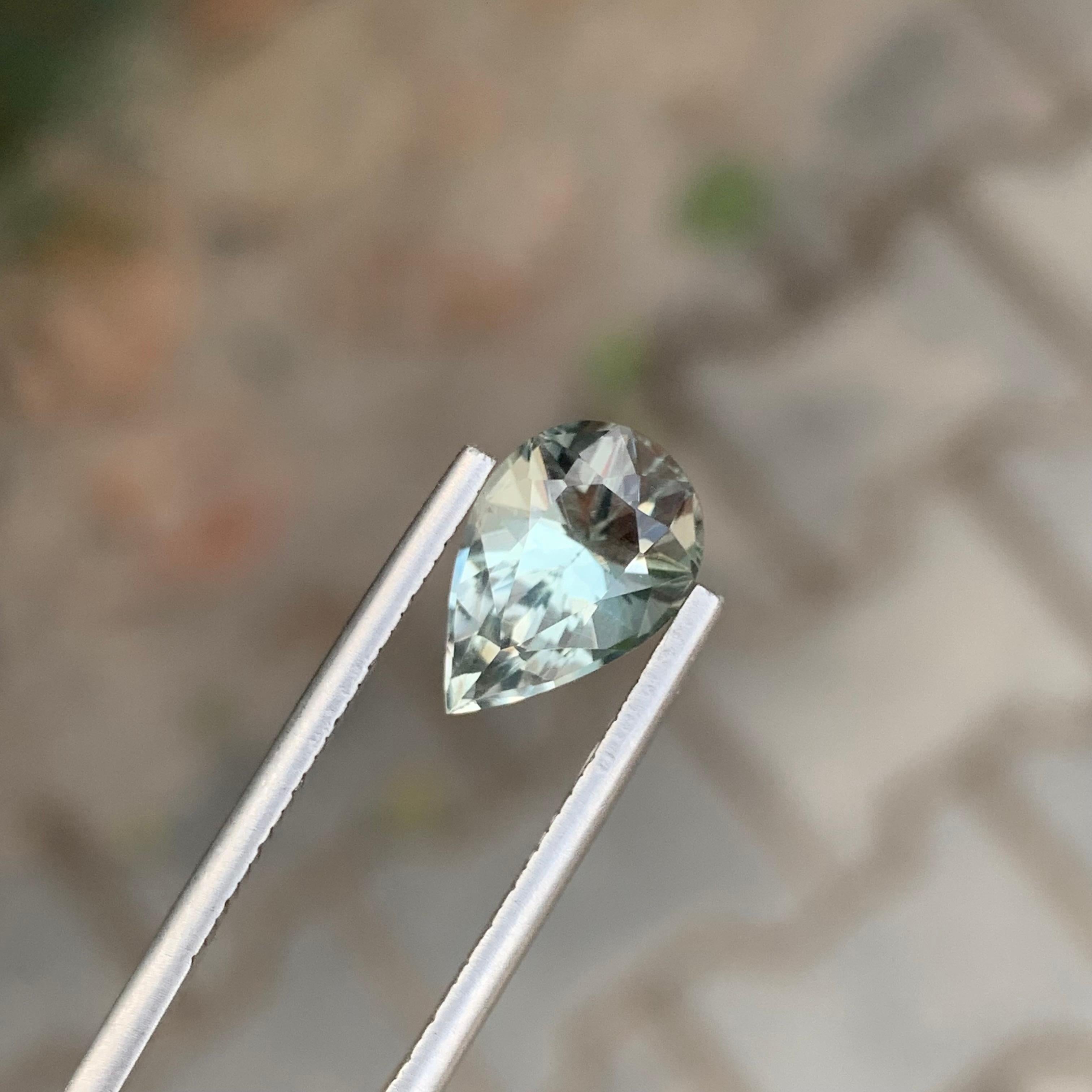 3.10 Carat Natural Loose Green Amethyst Pear Shape Gemstone (Améthyste verte en forme de poire) en vente 1