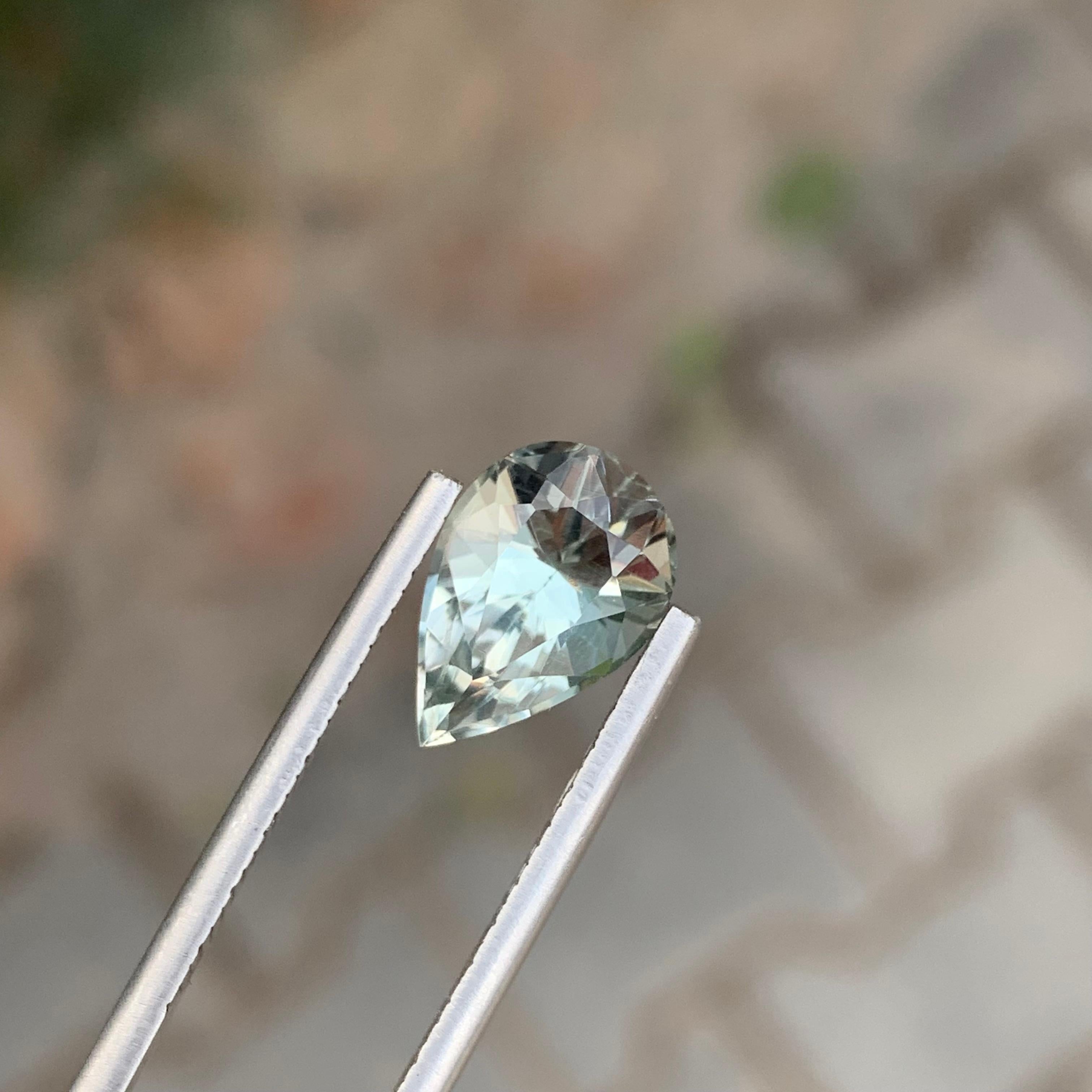 3.10 Carat Natural Loose Green Amethyst Pear Shape Gemstone (Améthyste verte en forme de poire) en vente 2