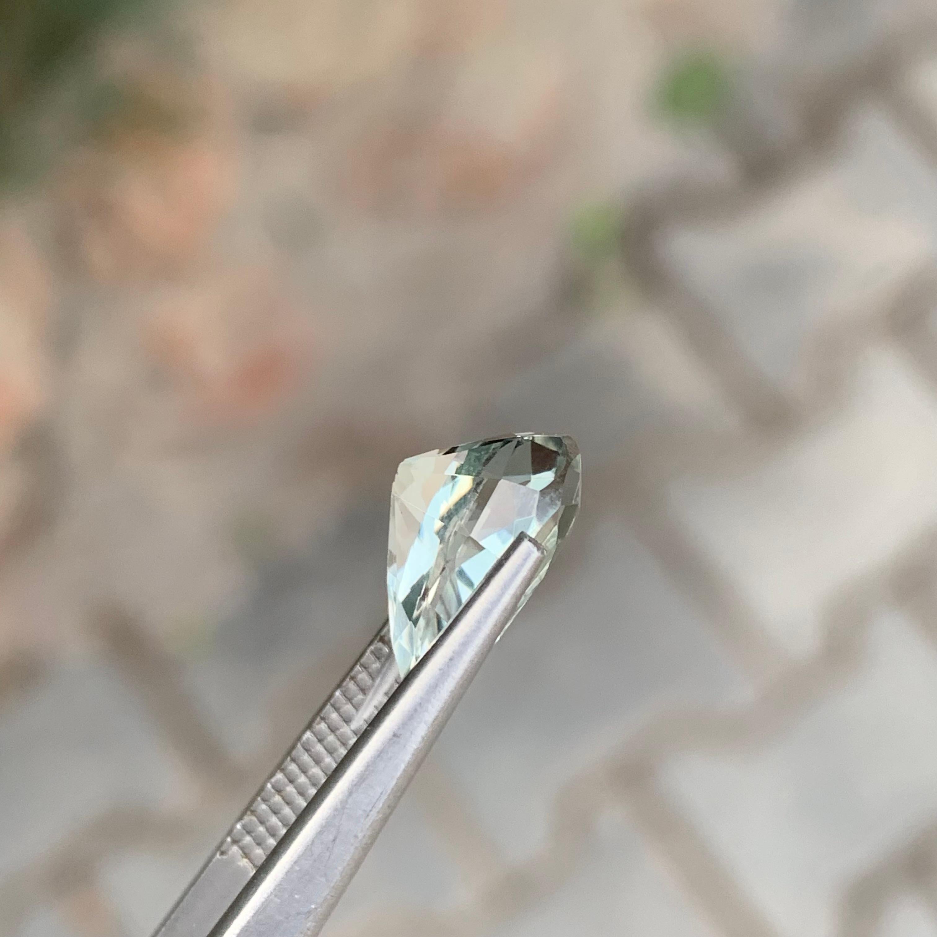 3.10 Carat Natural Loose Green Amethyst Pear Shape Gemstone (Améthyste verte en forme de poire) en vente 3
