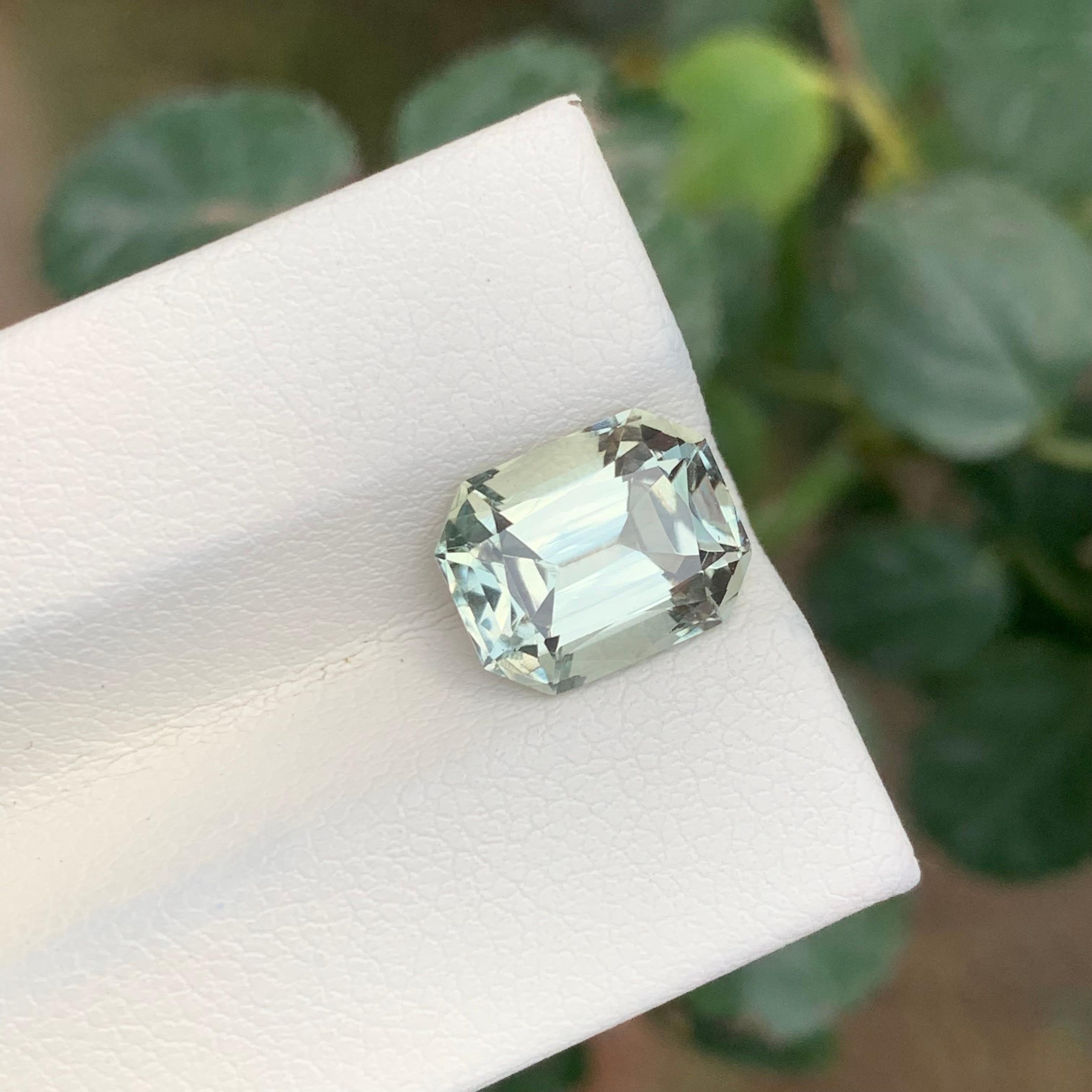 Améthyste verte en vrac

Poids : 3,10 carats
Dimension : 10 x 7,9 x 6 mm
Couleur : Vert clair
Origine : Brésil
Traitement : Non
Certificat : Sur demande
Forme : Coussin

L'améthyste, une variété étonnante de quartz connue pour sa teinte violette